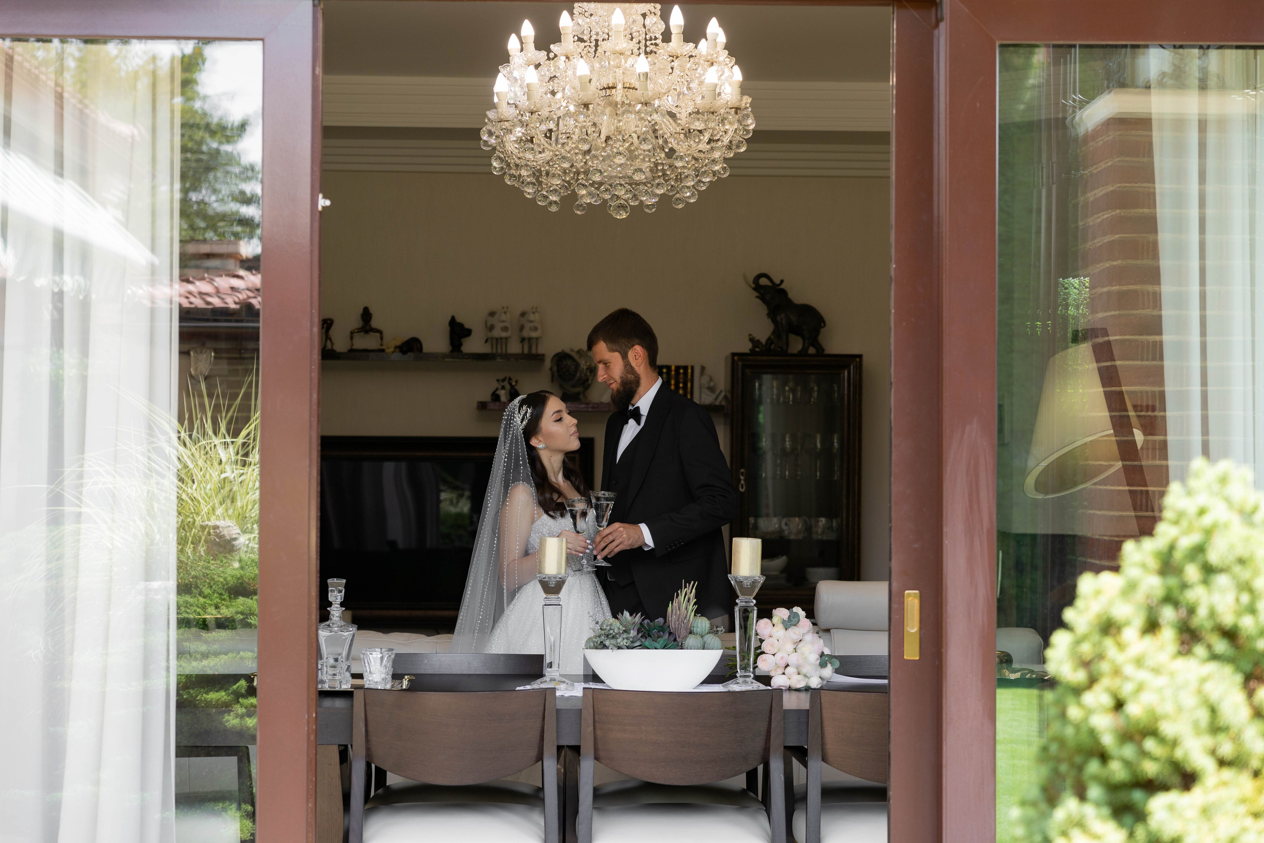 Милана и. Видеосьемка, фотосьемка свадеб, юбилеев, утренников в Краснодарском кр