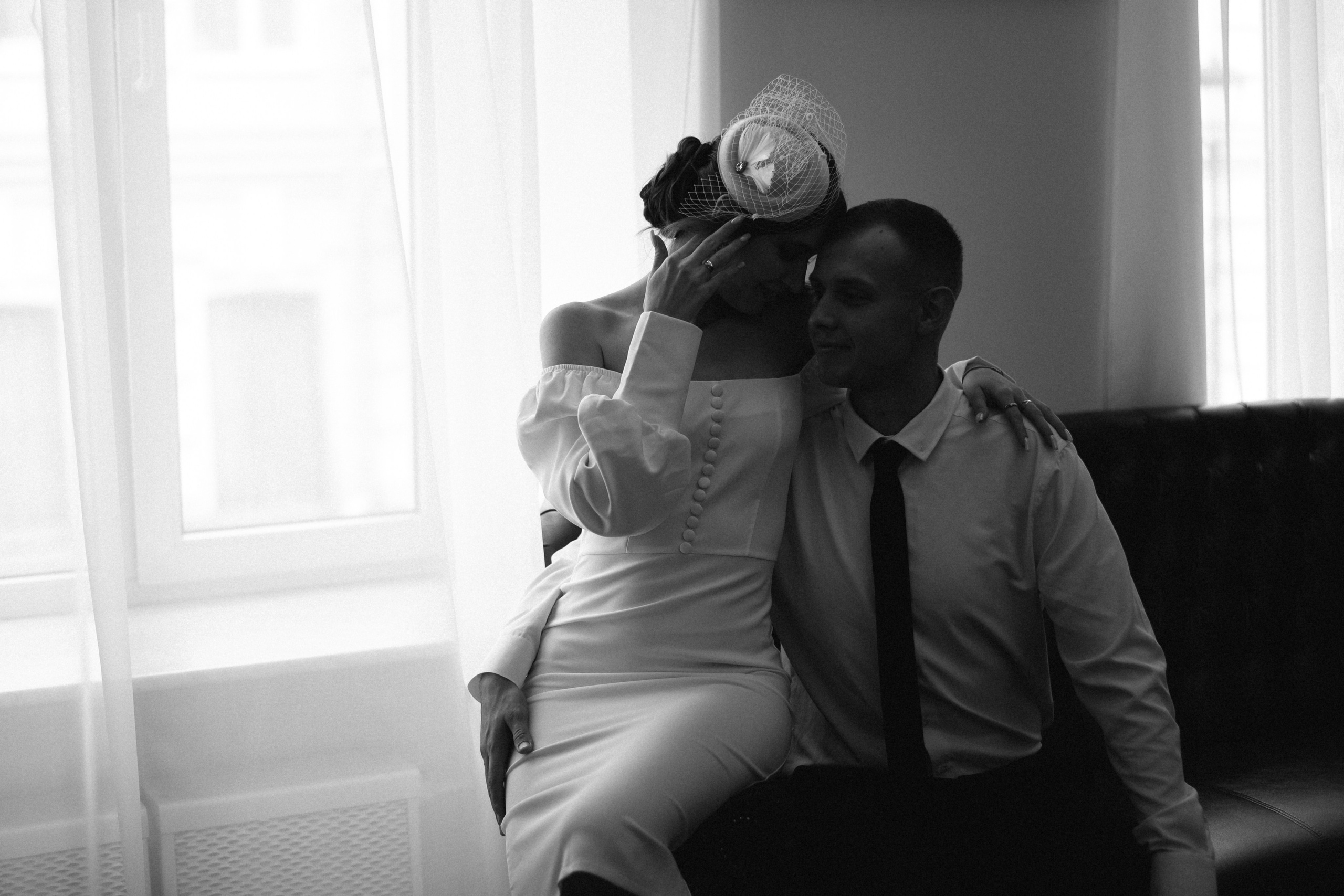 Егор и Виктория Грибоедовский ЗАГС и прогулка по городу. Фотограф Лола Волна, город Москва