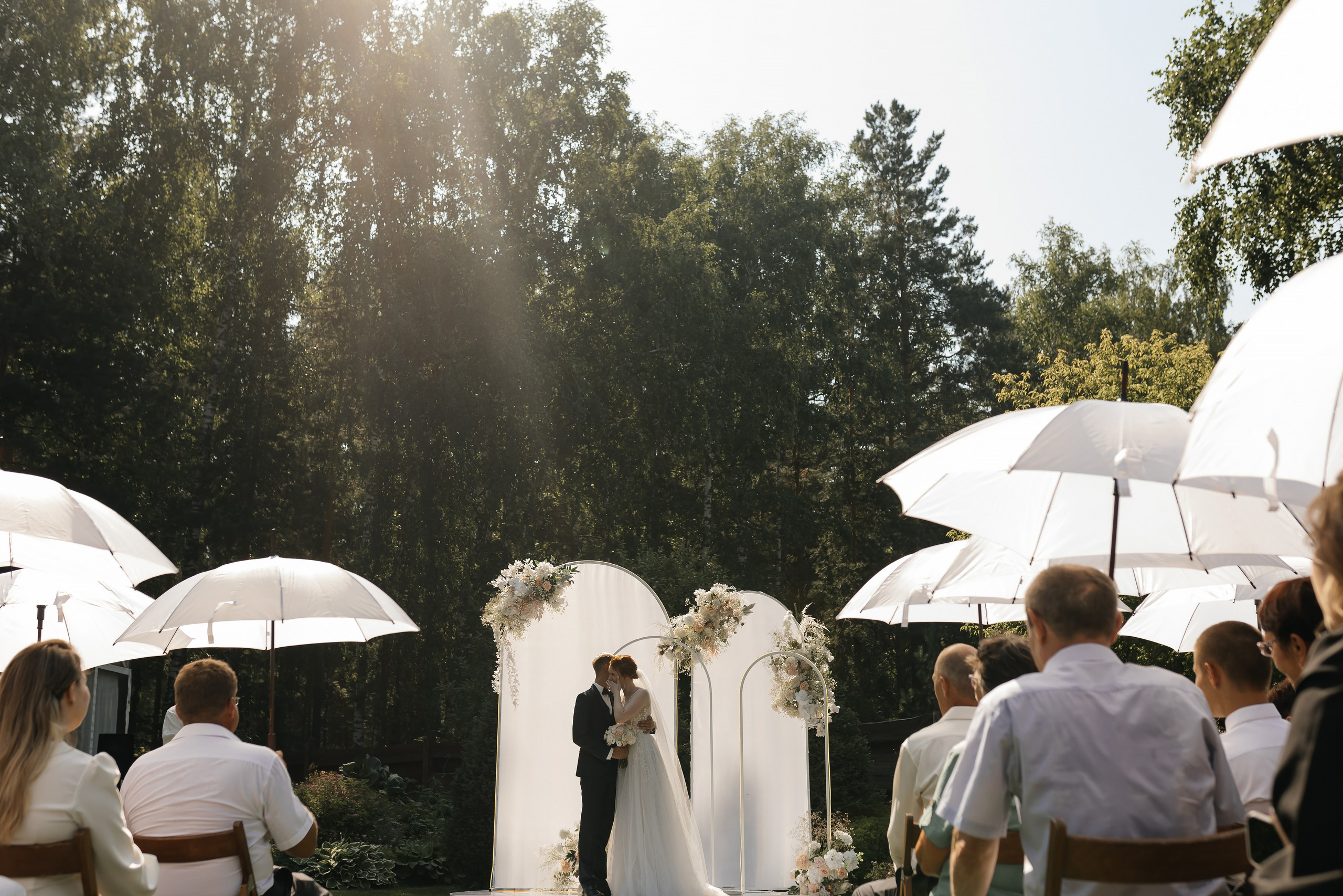 Свадебный день в Лесном Вилладж. Свадебный и семейный фотограф Рассказова Виктория