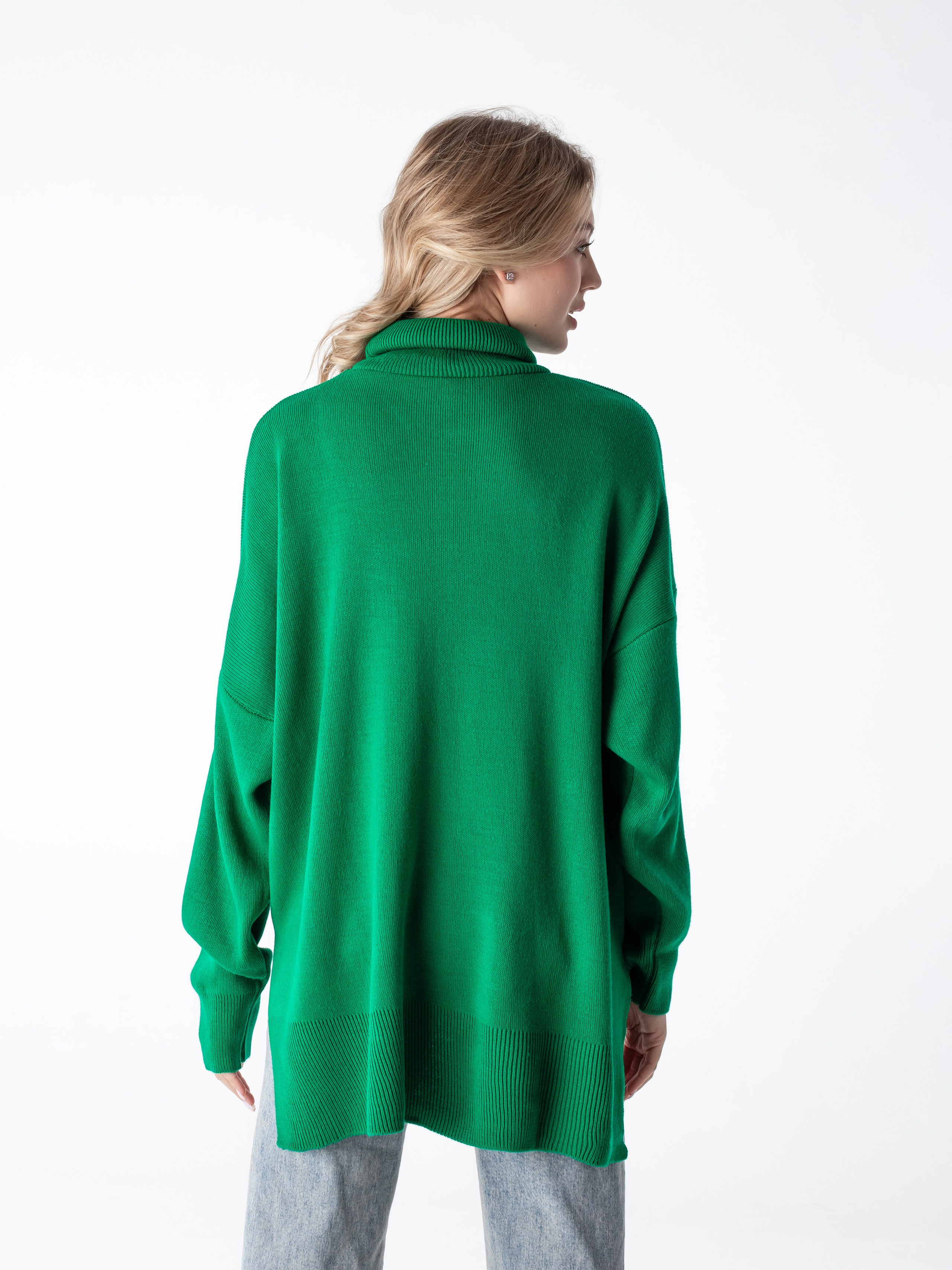 Свитер. Фотограф в Краснодаре Арина Кудряшова