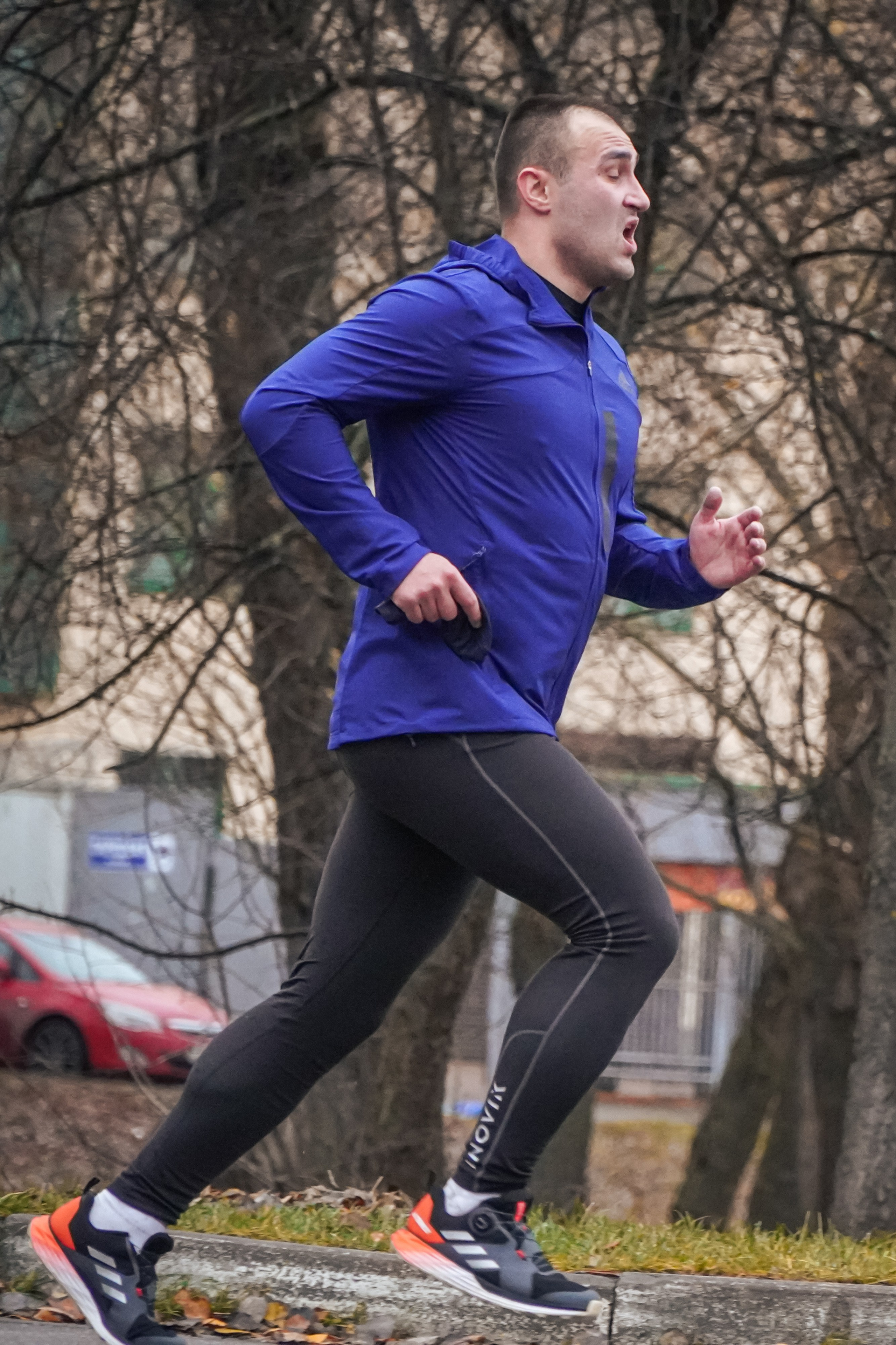 5 вёрст Реутов 16.11.2024. Роман Капилюшов. Бег. Фото. Видео. г. Люберцы