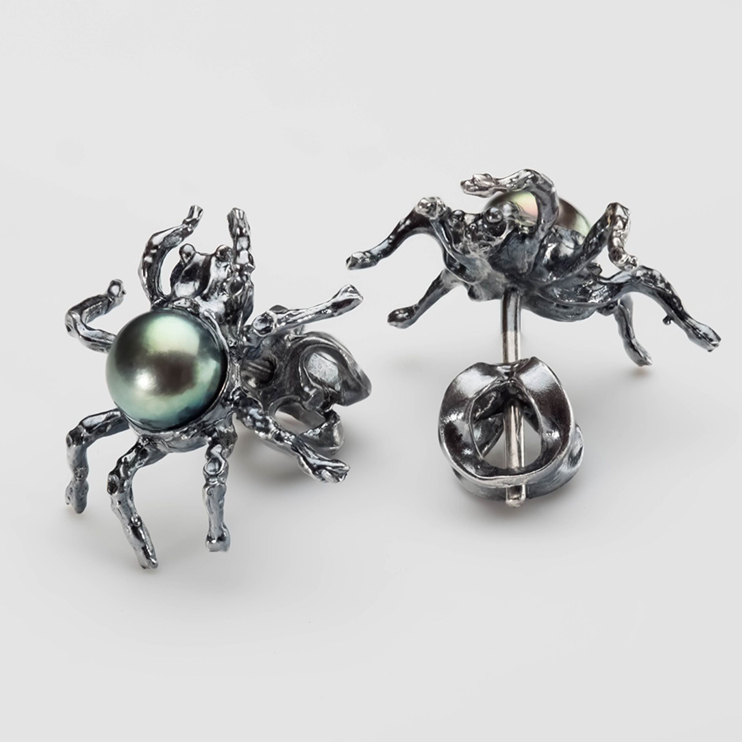 Рекламная эксклюзивная предметная фотосъёмка ювелирных изделий в Москве  тел +7 966-003-13-07. Высококачественная профессиональная рекламная фотосъёмка ювелирных украшений, драгоценных камней в Москве. Обучение, консультация