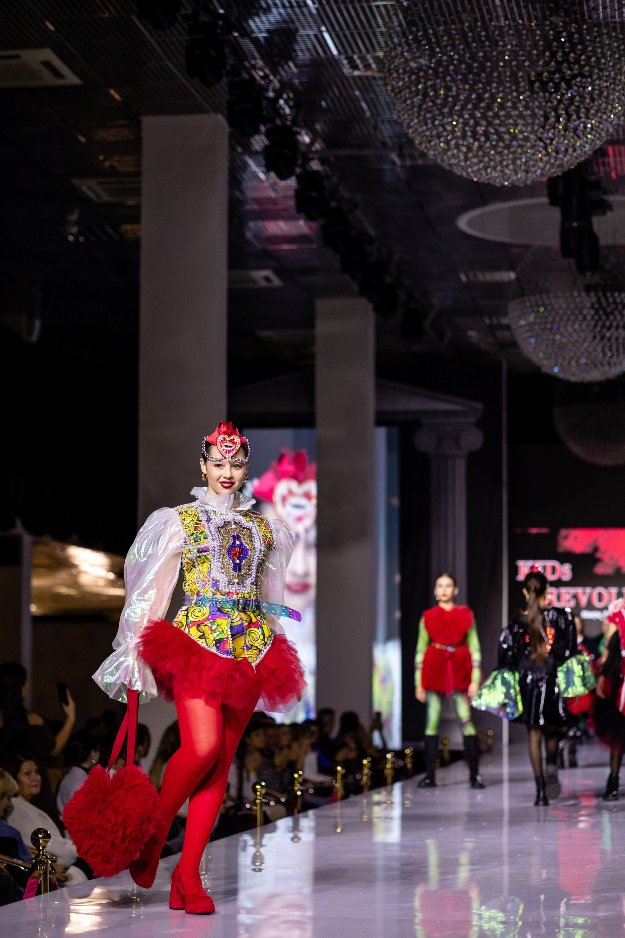 ESTET FASHION WEEK (KIDs REVOLUTION). Татьяна Чернышова свадебный фотограф Москва