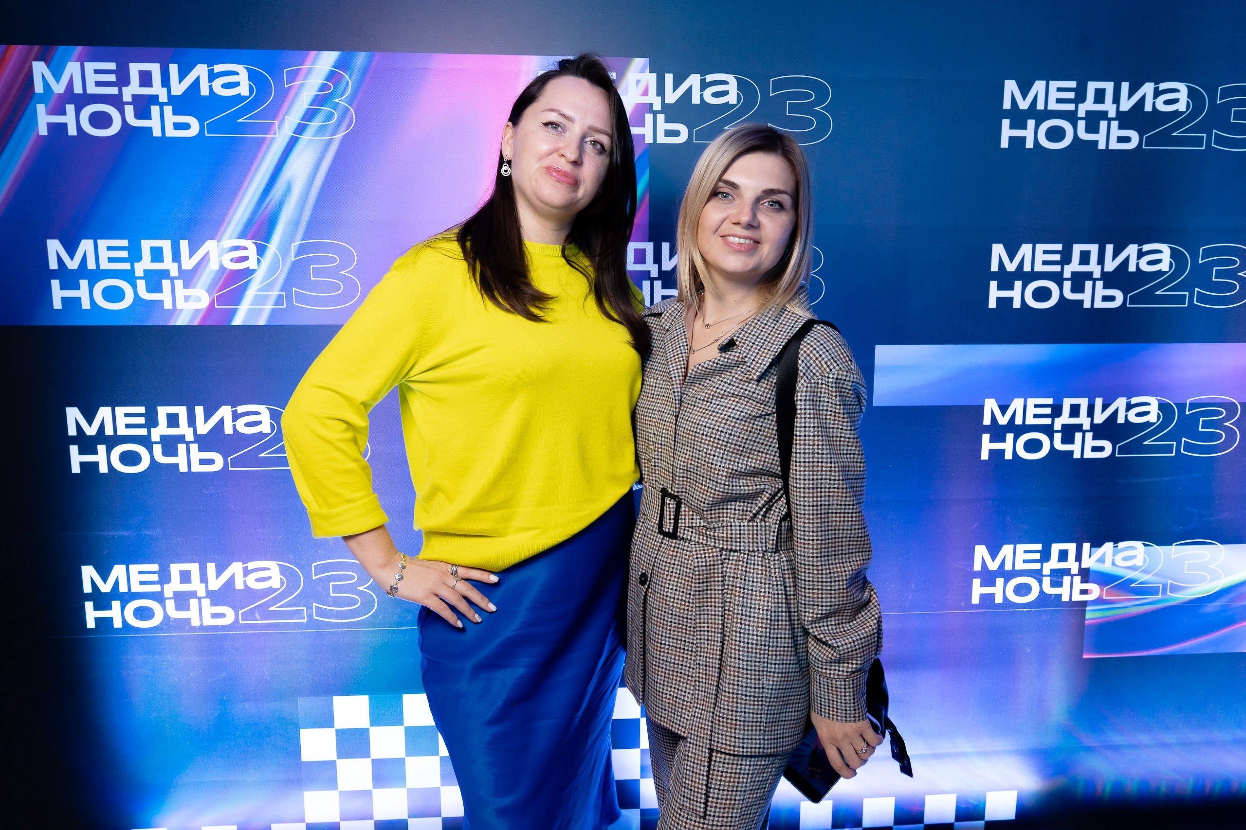 Медианочь. Репортажный фотограф Красноярск Алекс Чампакхам