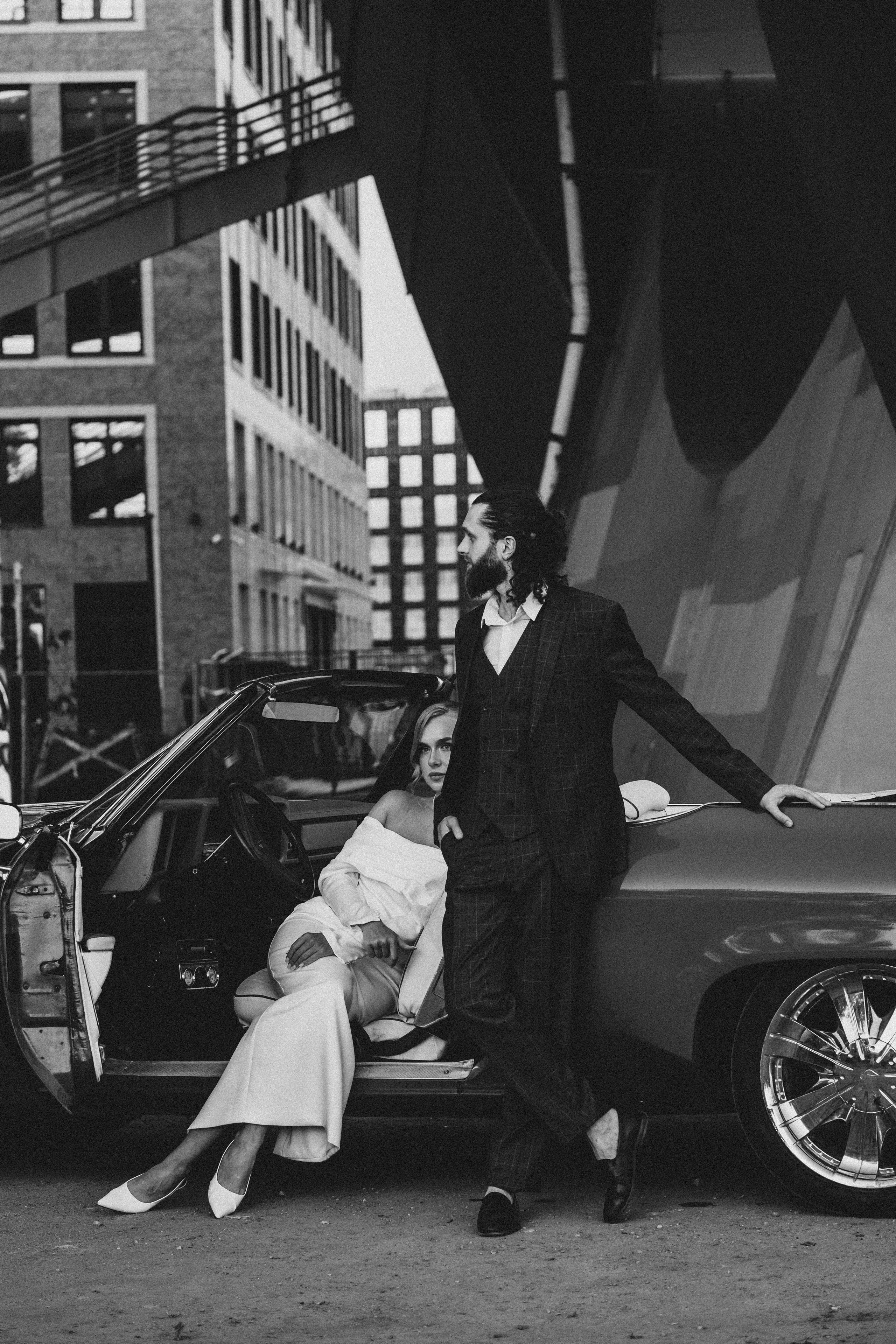 СВАДЕБНАЯ СЬЕМКА ВОЗЛЕ МСОТА БЕТАНКУРА НА КАБРИОЛЕТЕ. Профессиональный фотограф, Санкт-Петербург — Виктория Богомолова