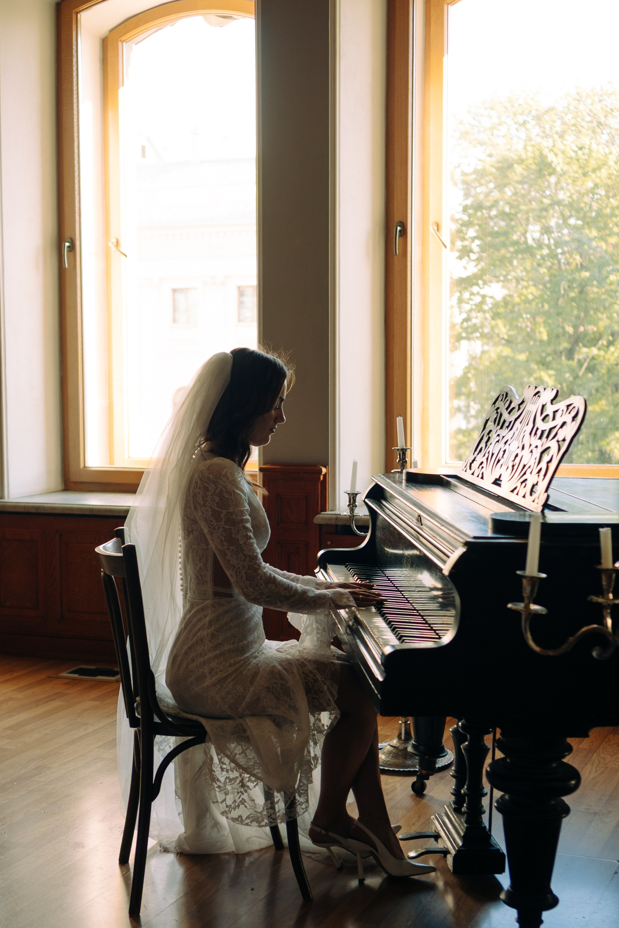 СЪЁМКИ В ПЕРВОМ ДВОРЦЕ ПРОГУЛКА И СТУДИЯ. Профессиональный фотограф, Санкт-Петербург — Виктория Богомолова