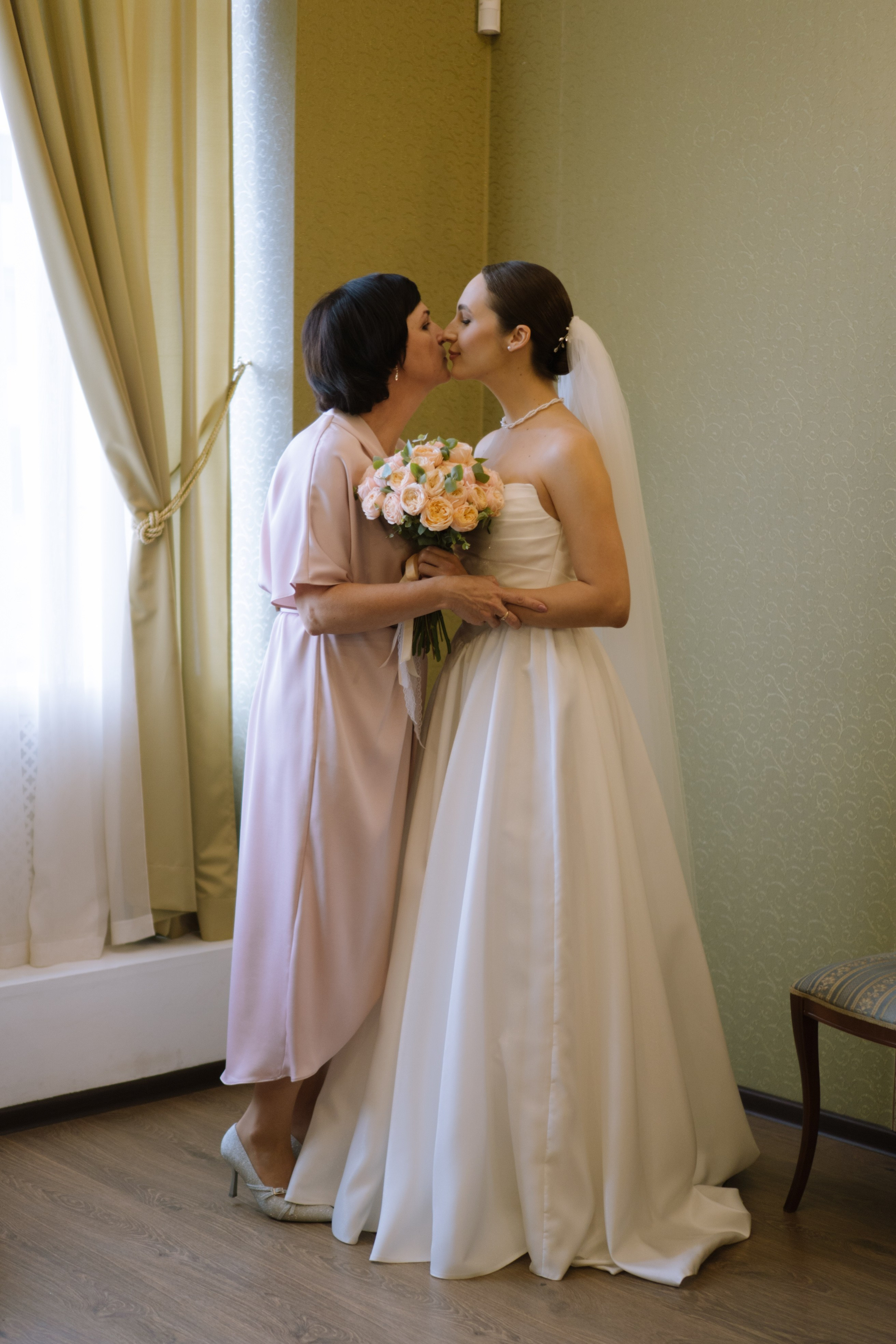 РЕПОРТАЖНАЯ СЬЕМКА В ЗАГСЕ. Профессиональный фотограф, Санкт-Петербург — Виктория Богомолова