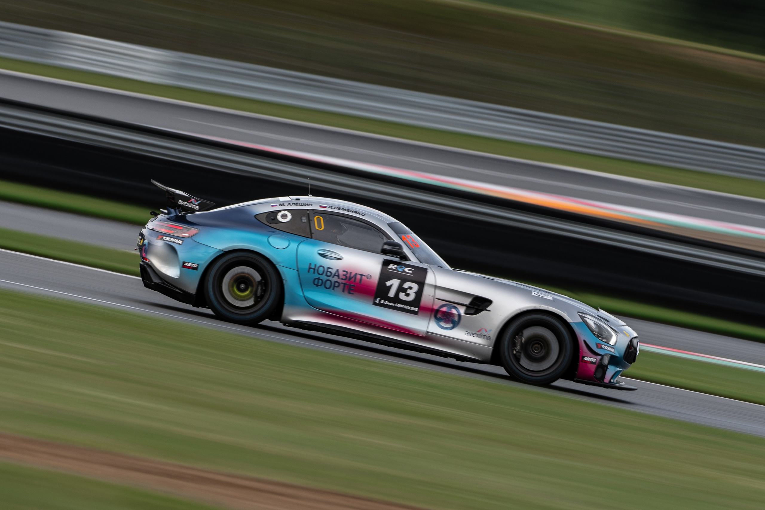 Фото второго этапа Российской серии гонок на выносливость. Фотограф Николай Прокофьев модельные тесты в Москве