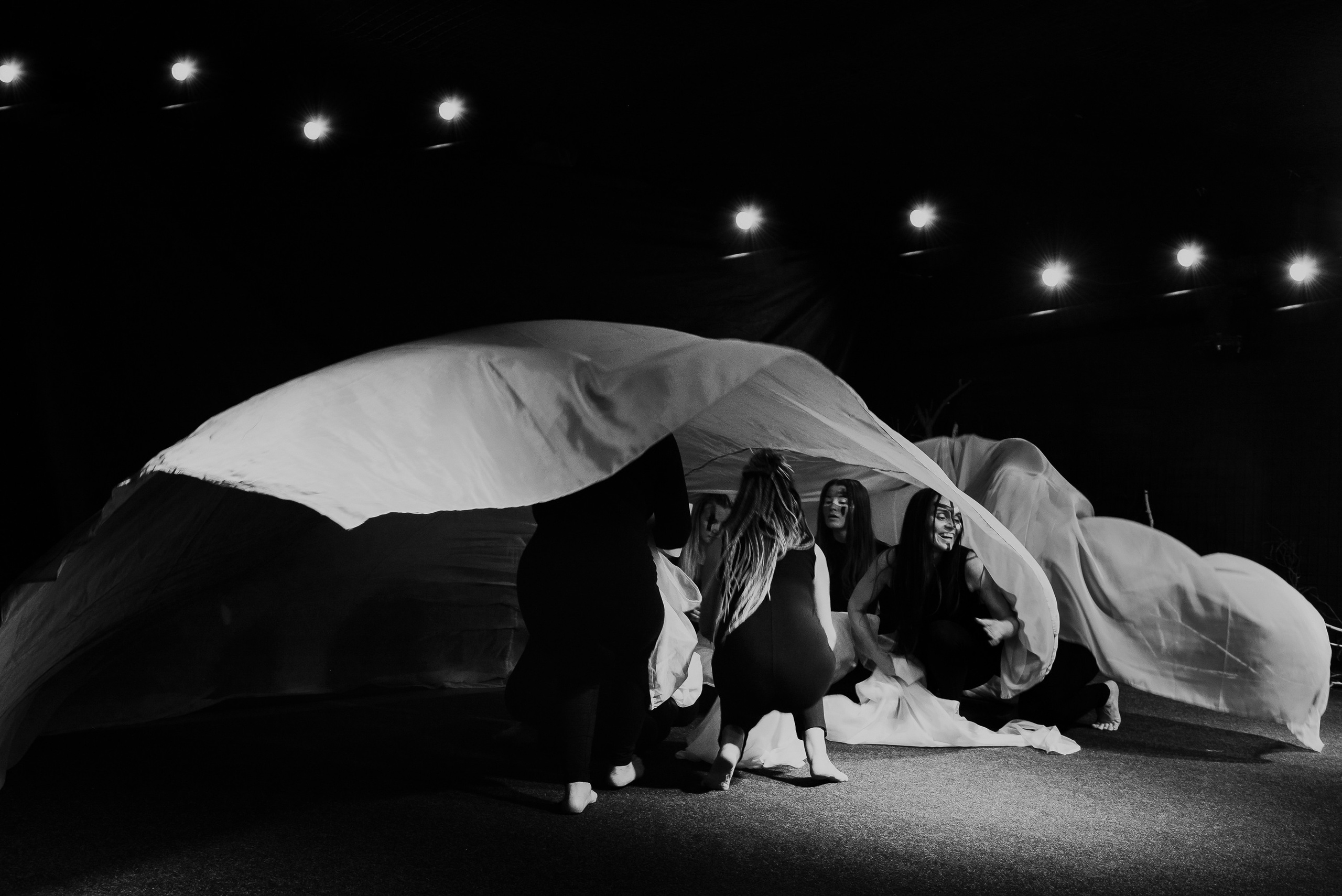 Пластический спектакль La Loba в Челябинском историческом музее. Свадебный и просто хороший фотограф в Челябинске