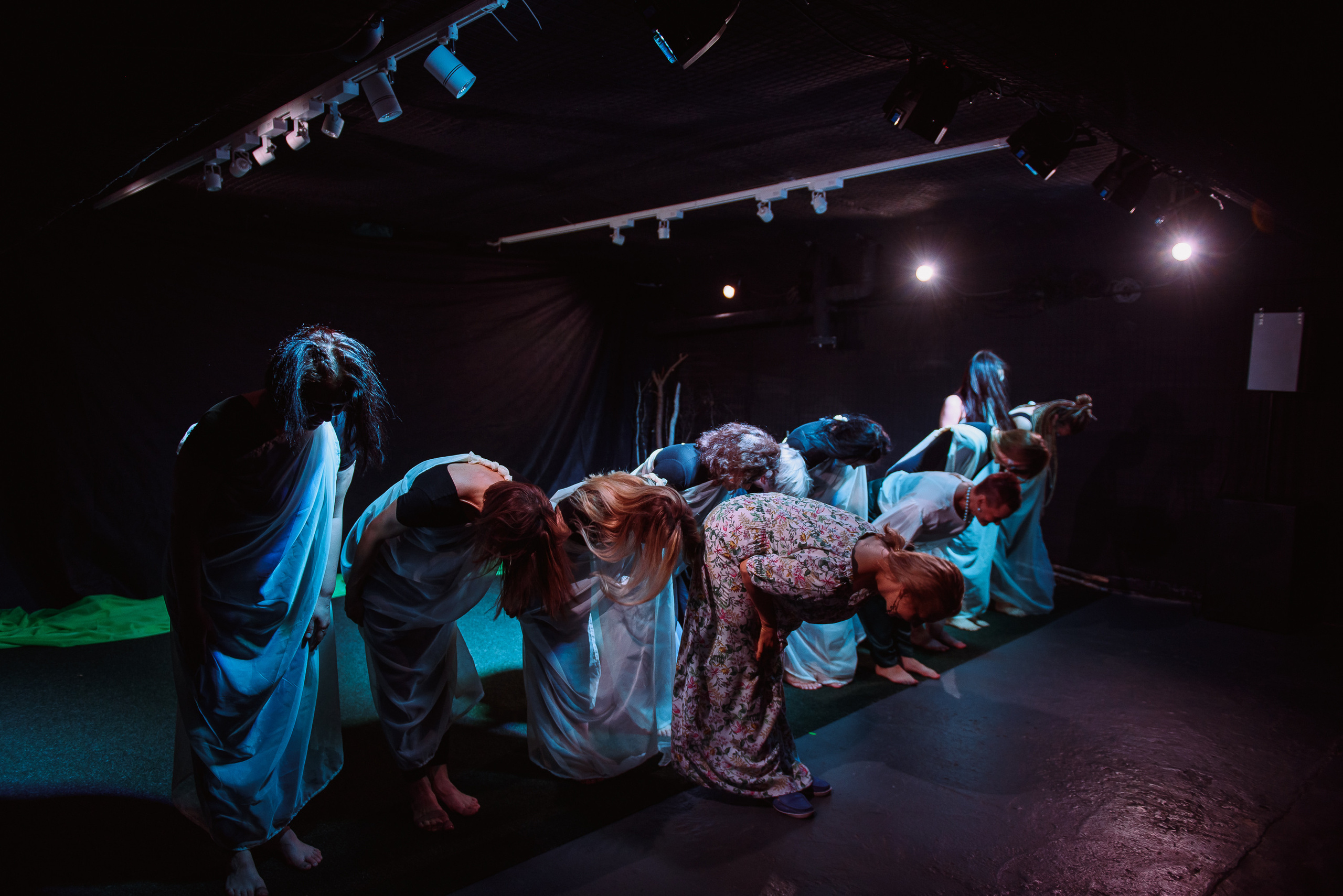 Пластический спектакль La Loba в Челябинском историческом музее. Свадебный и просто хороший фотограф в Челябинске