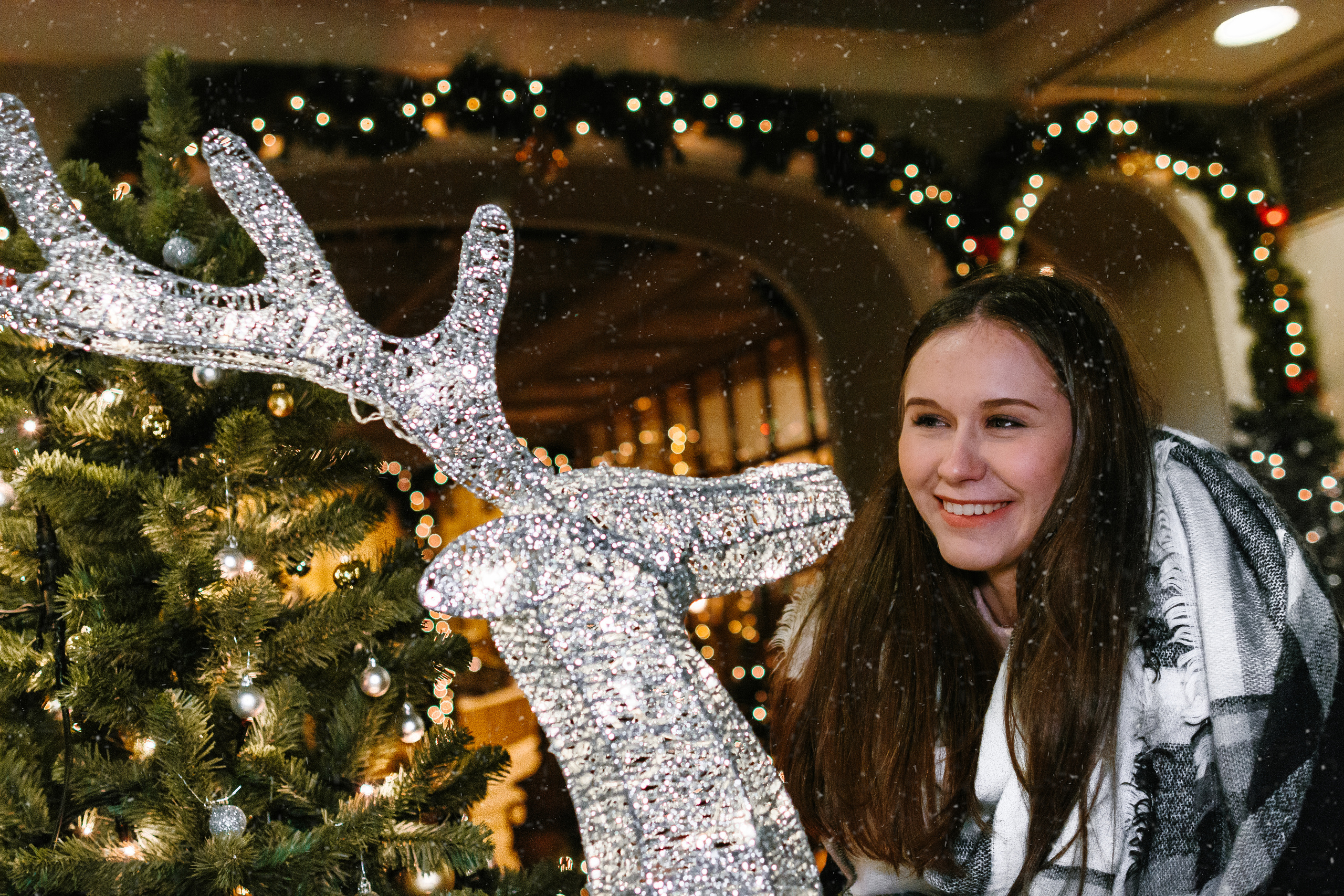Одна в заснеженном городе. Семейный, Детский, Репортажный фотограф в Санкт-Петербурге Погодина Лю