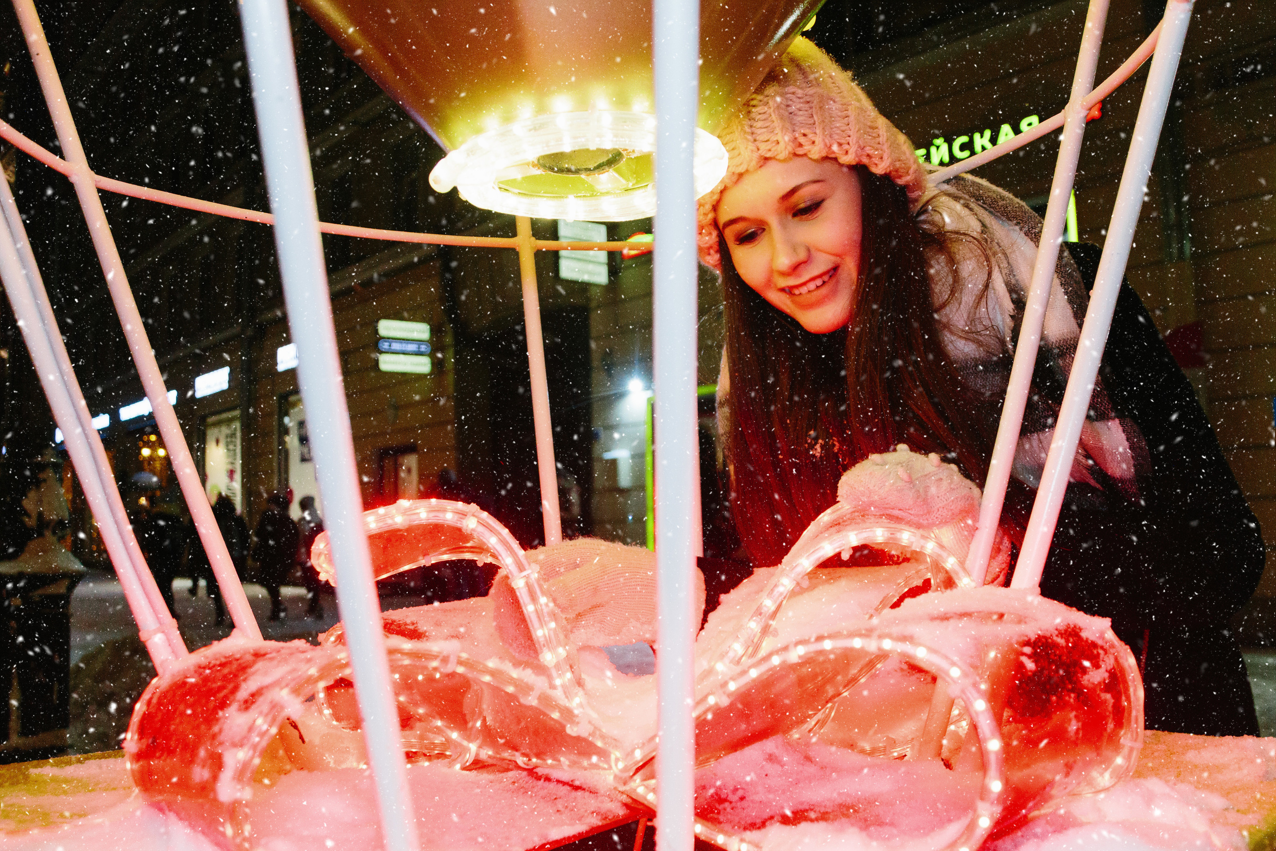 Одна в заснеженном городе. Семейный, Детский, Репортажный фотограф в Санкт-Петербурге Погодина Лю