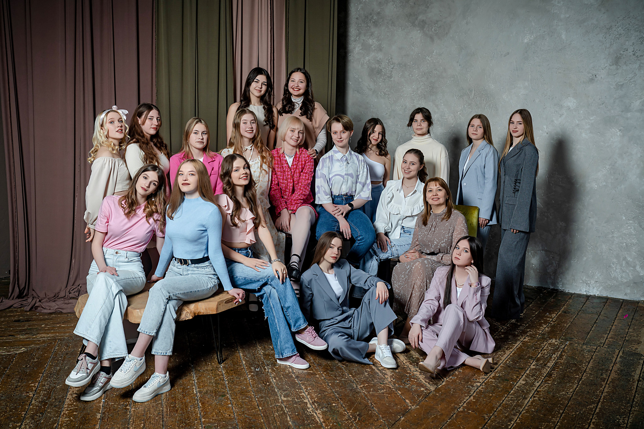 ФОТОКНИГИ ДЛЯ ШКОЛЫ, ВЫПУСКНЫЕ ФОТОКНИГИ В РОСТОВЕ, АЛЬБОМЫ. Современные Выпускные Альбомы в Ростове-на-Дону