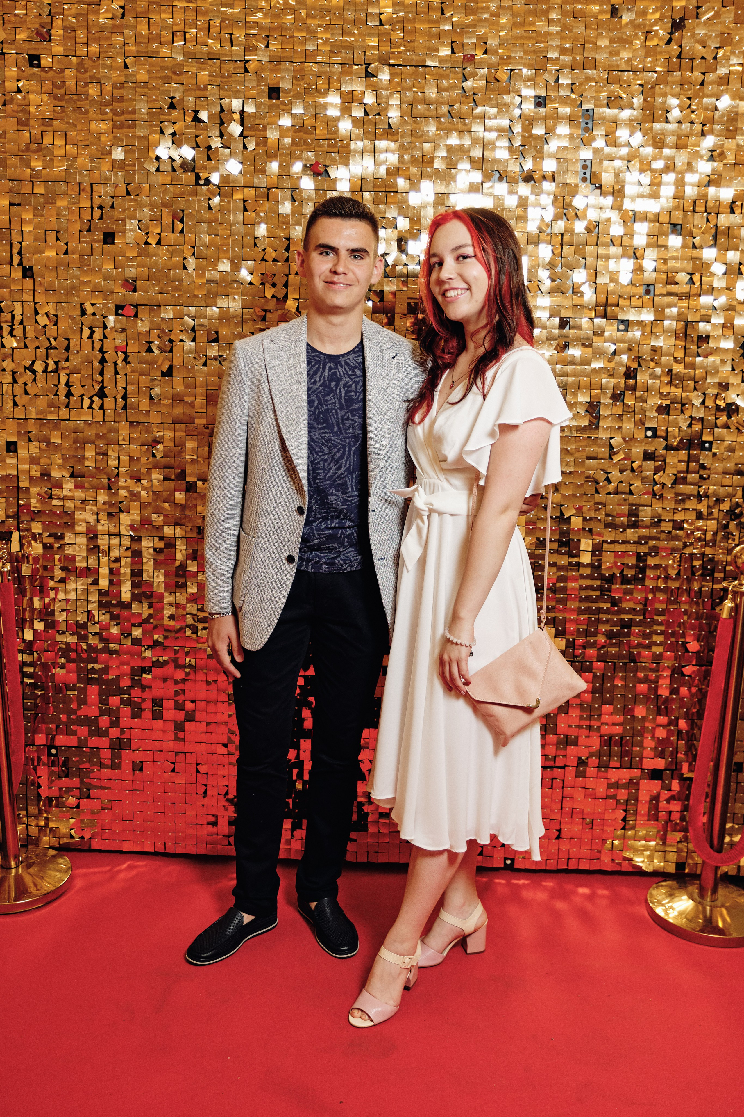 Фотограф на выпускной в СПб. Семейные и свадебные фотосессии в СПб, в студии, на улице, на природе