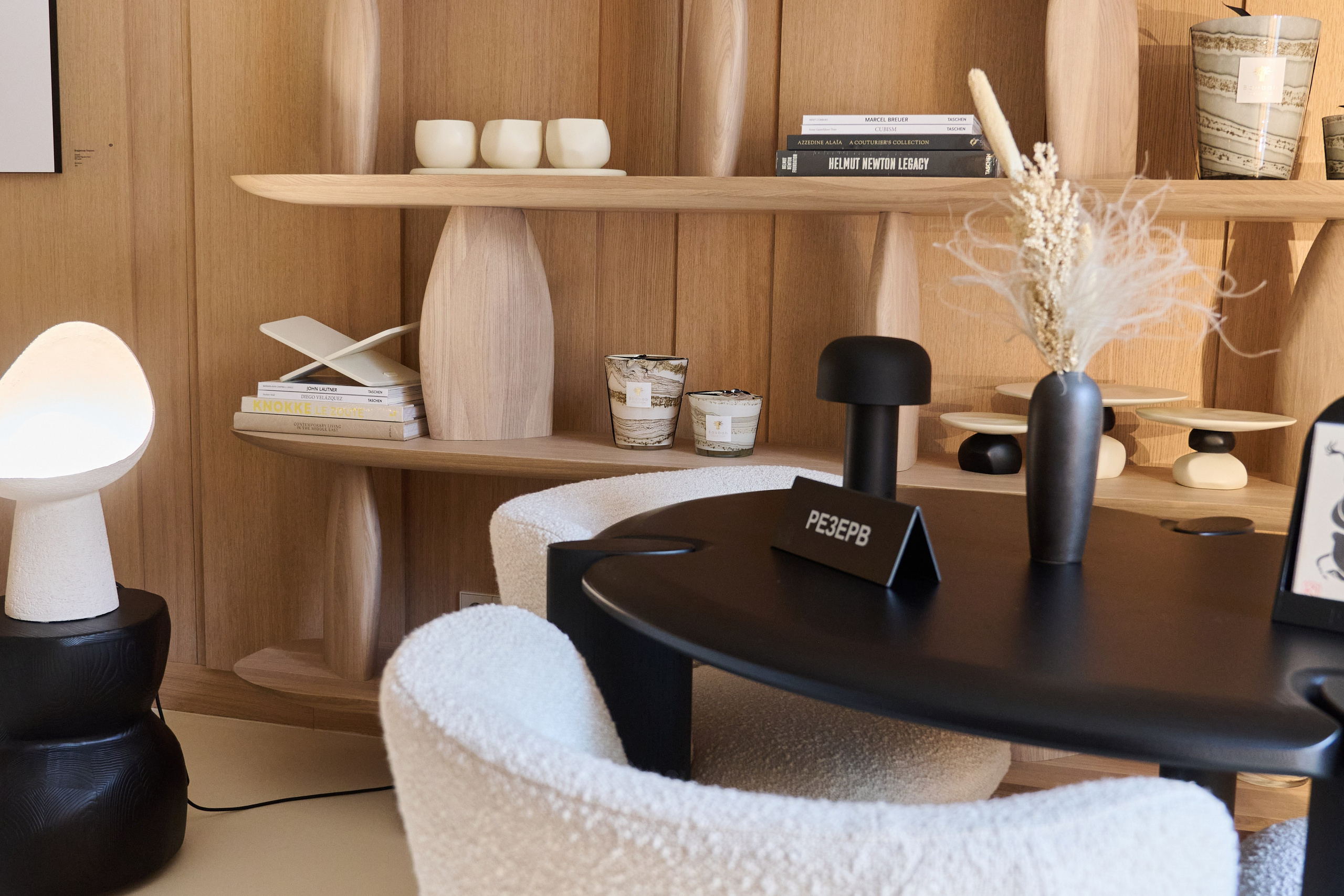 Showroom. Московский фотограф WHRMZD