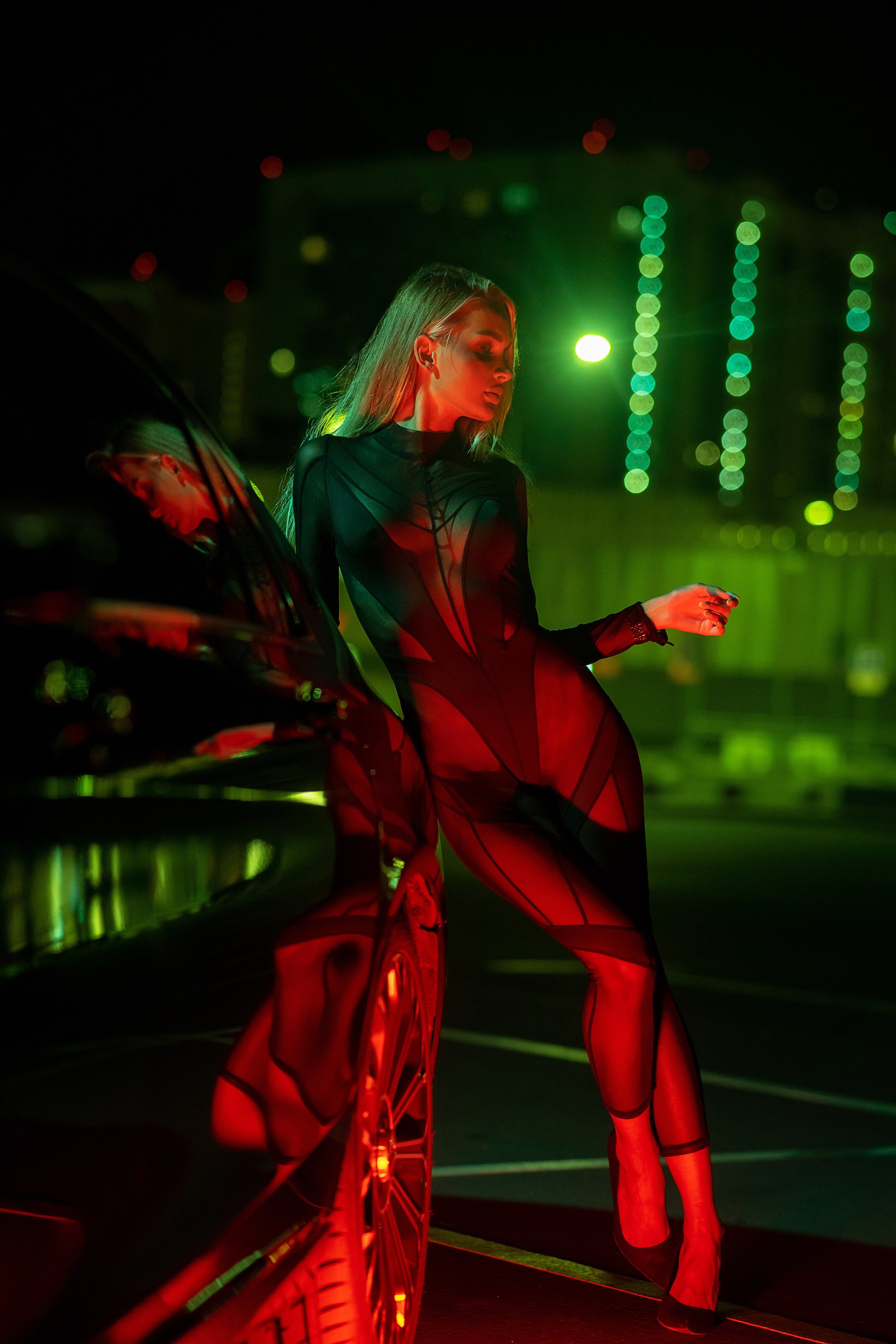 A Playboy photographer helps you find the rich man of your dreams. Dubai, Moscow. Portrait photographer Moscow, UAE, Oleg Koshmarov