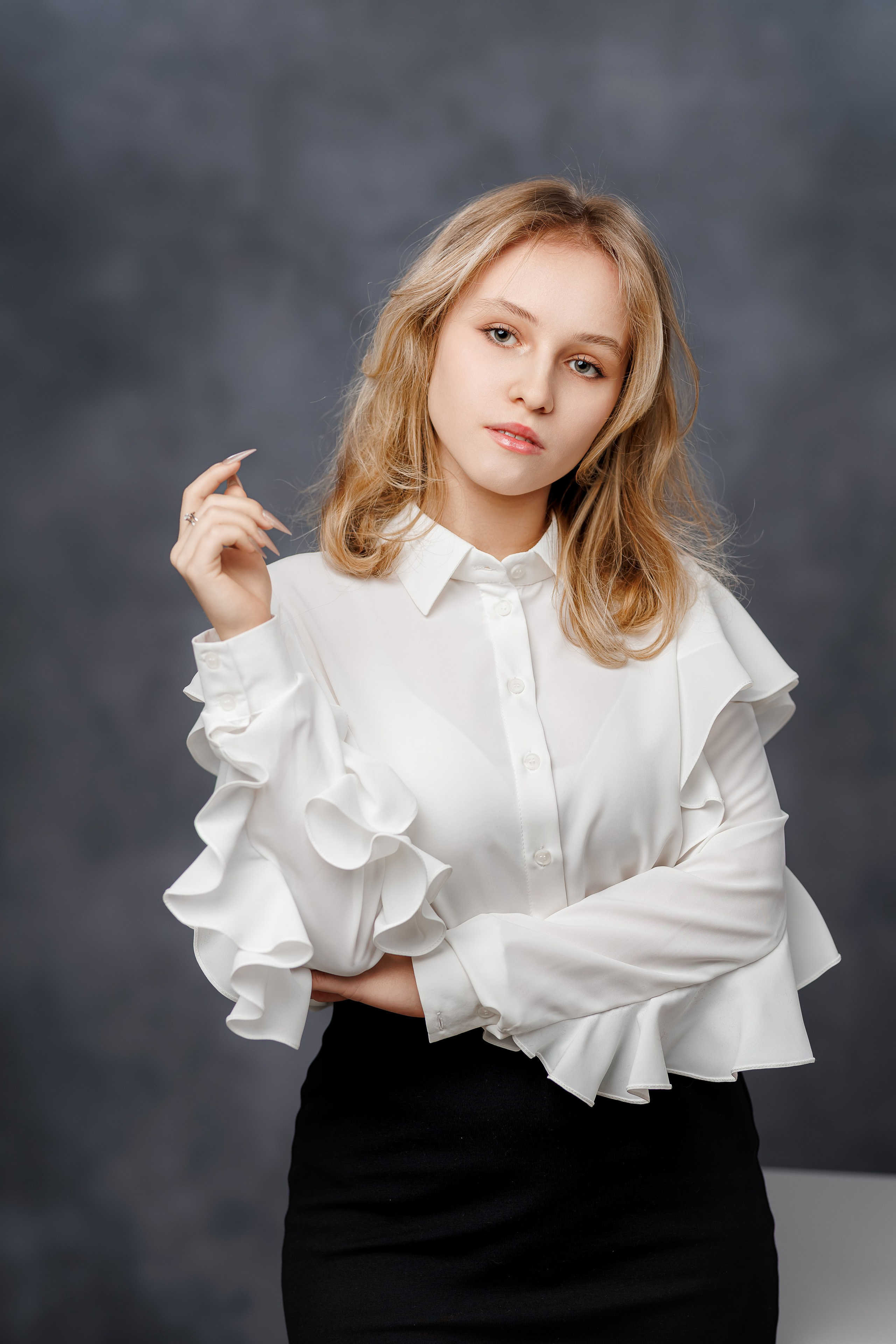 Портреты на однотонном фоне. Семейный и детский фотограф Комина Елена, Власиха, Одинцово