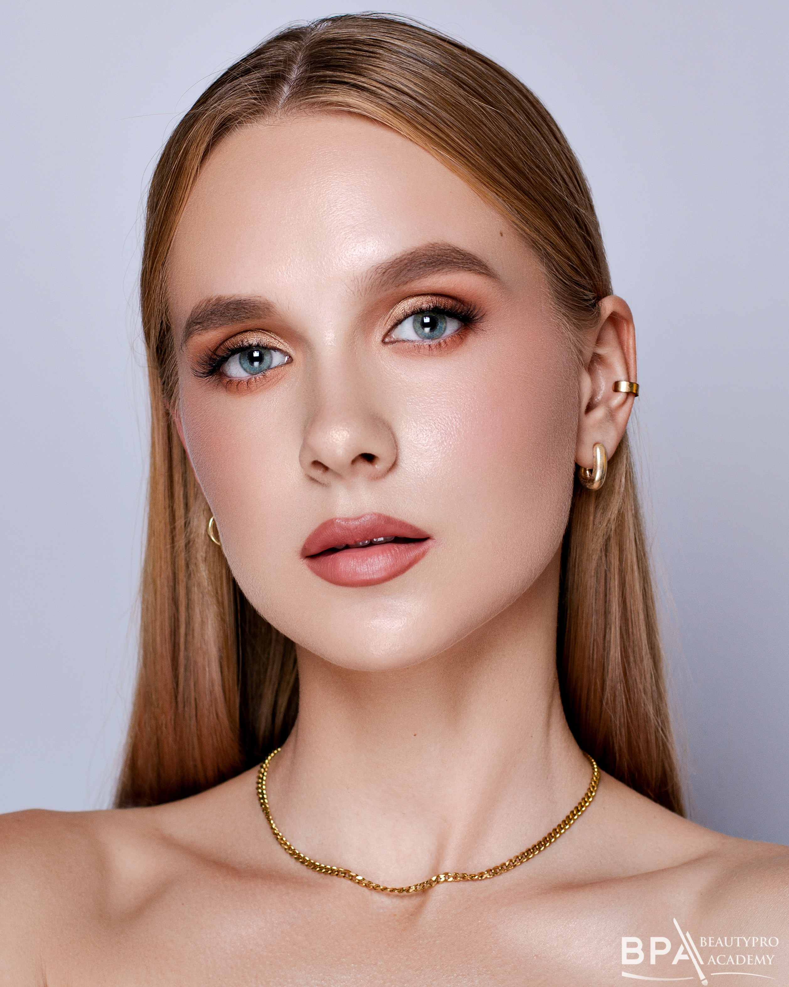 Анастасия, 42-44 р-р, 173 рост. KED Production — продакшн из СПб. Создаём фото, видео и контент, который помогает брендам и селлерам продавать больше