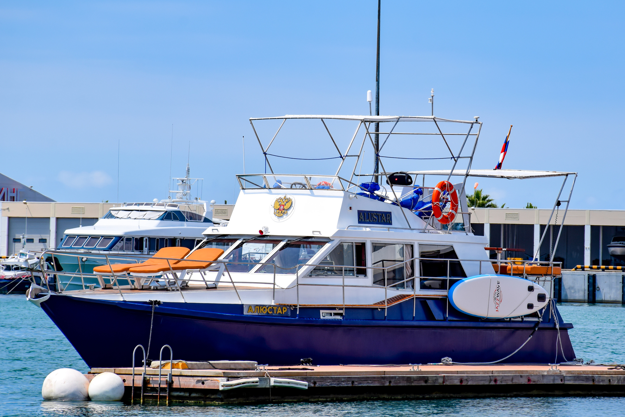 ДВУХПАЛУБНЫЕ ЯХТЫ В СОЧИ. Аренда Яхт в Сочи от Эконом до Премиум Класса