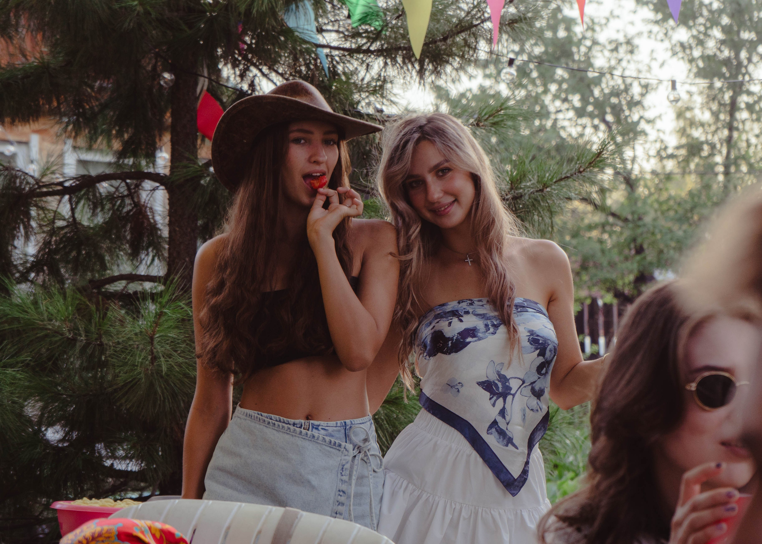 Гавайская вечеринка. Кир Анисин. Режиссер & фотограф