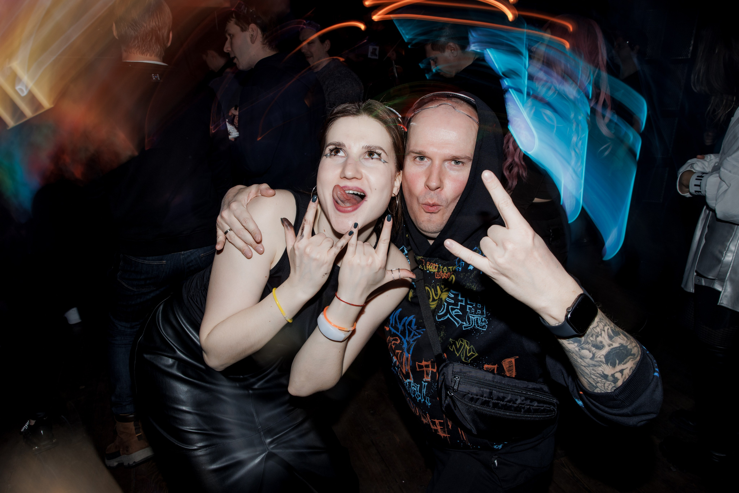 Hitech / Мутабор «Дельфин». Свадебный и семейный фотограф