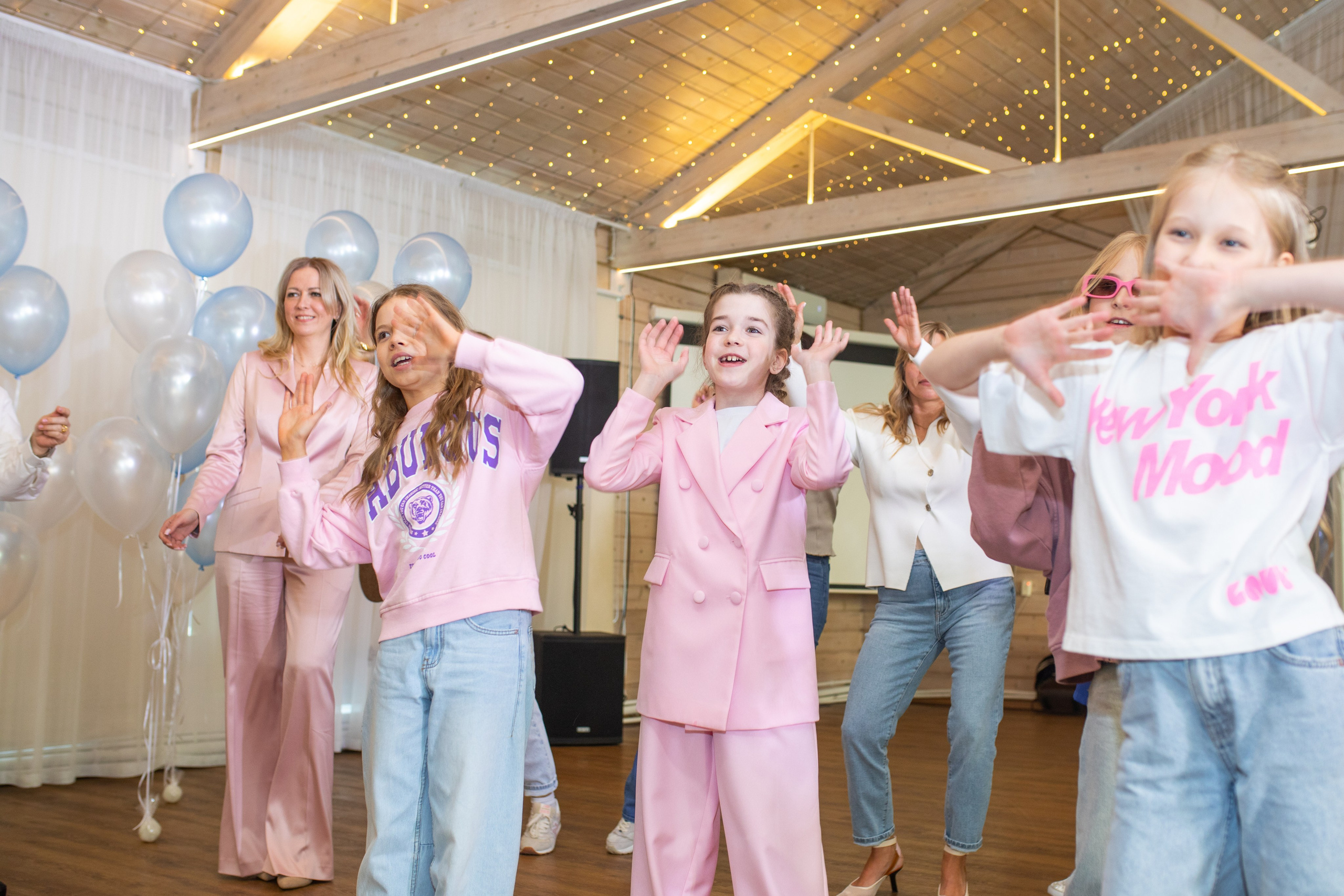 Выпуск 4 класс Сосновый бор. Фотограф в Новосибирске Ася Зверева