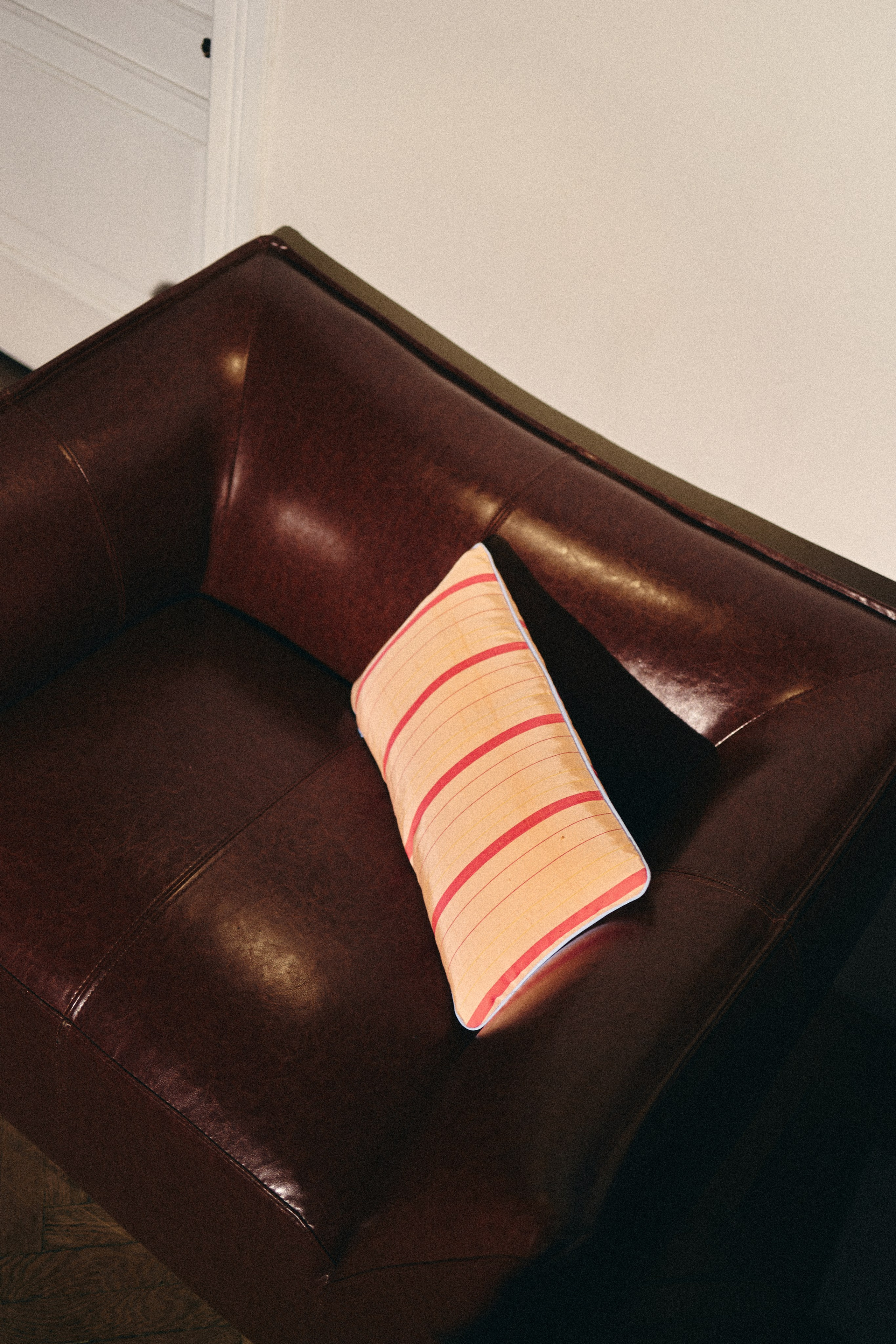 Olesha — текстиль для дома. Декоратор интерьеров Ксения Левдикова