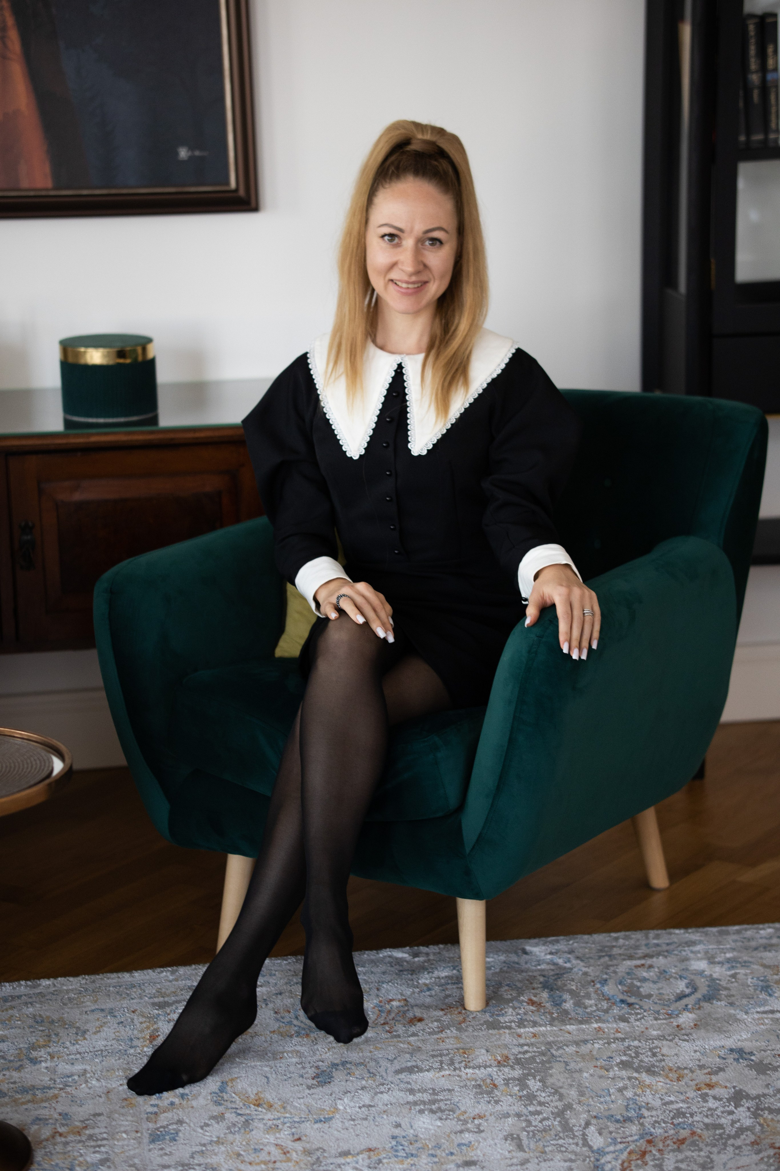 Студийная съемка. Привет, меня зовут Юлия Великая!