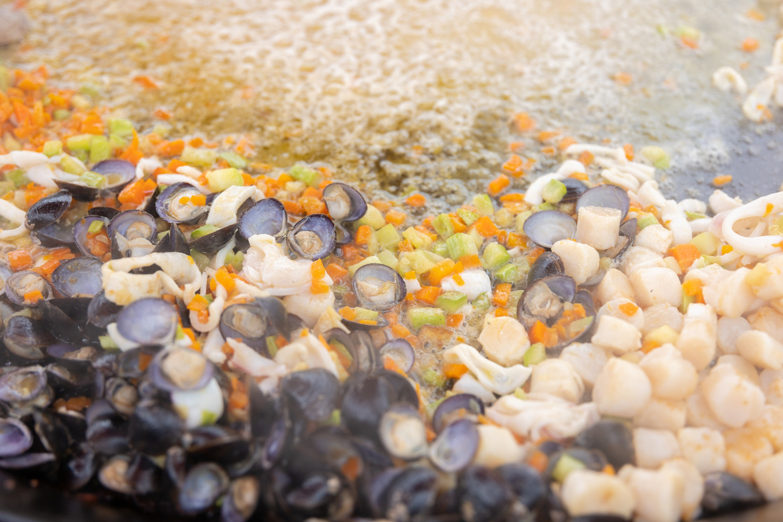 День рыбака. Владивосток 2025. Олег Катакинов| Репортажный фотограф в городе у моря (Владивосток)