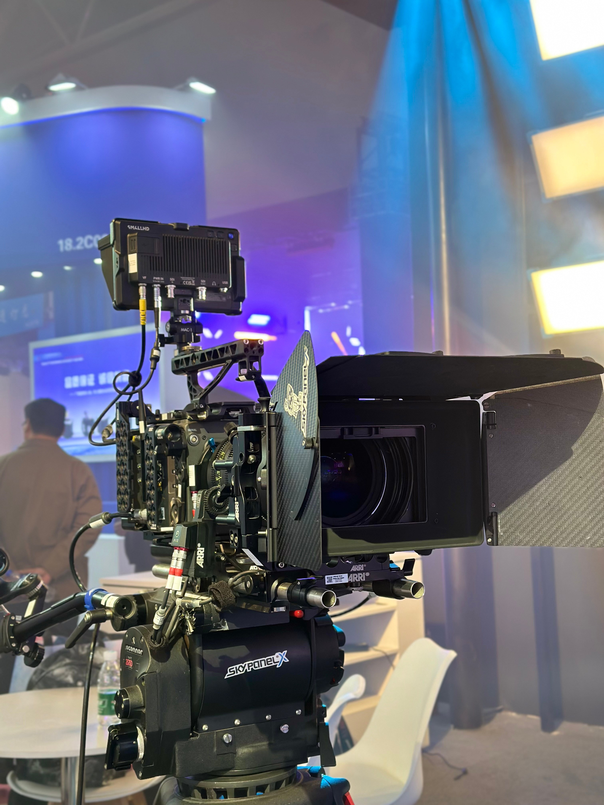 BACKSTAGE GALLERY. «MAK FLAME»