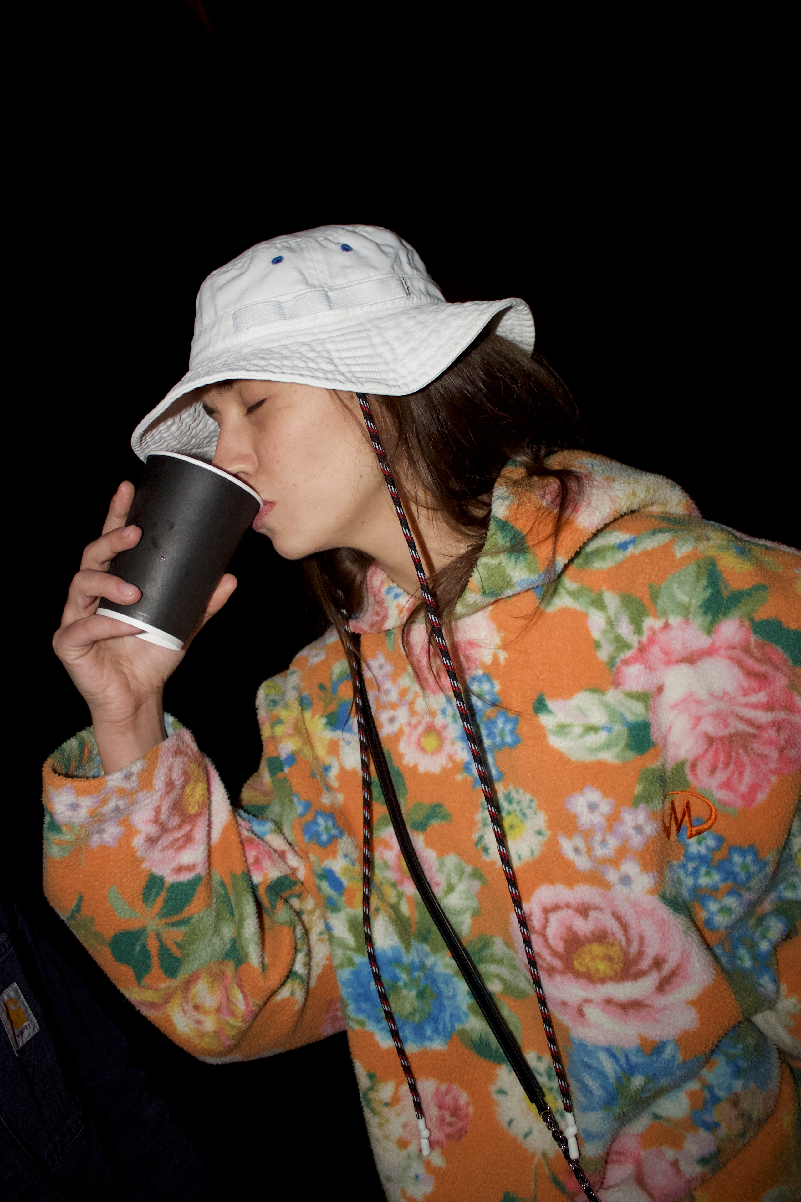 ШУМ backstage. Плёночный фотограф в Москве Саша Баранова