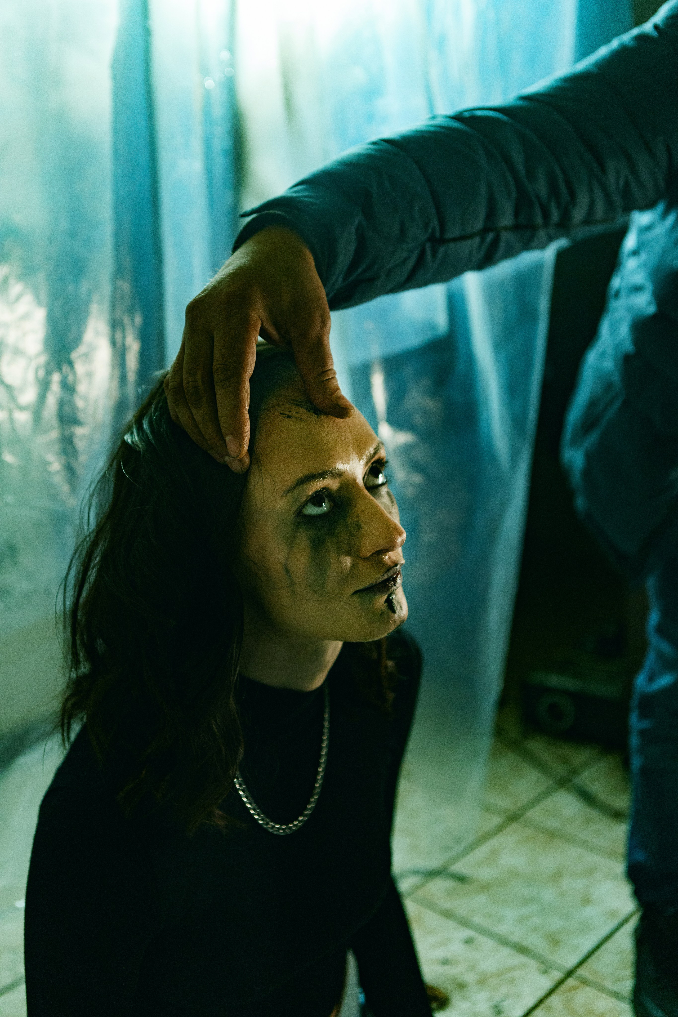 Бэкстейдж со съёмок фильма «Третья смена». Фотограф Александр Закадычный | Таганрог