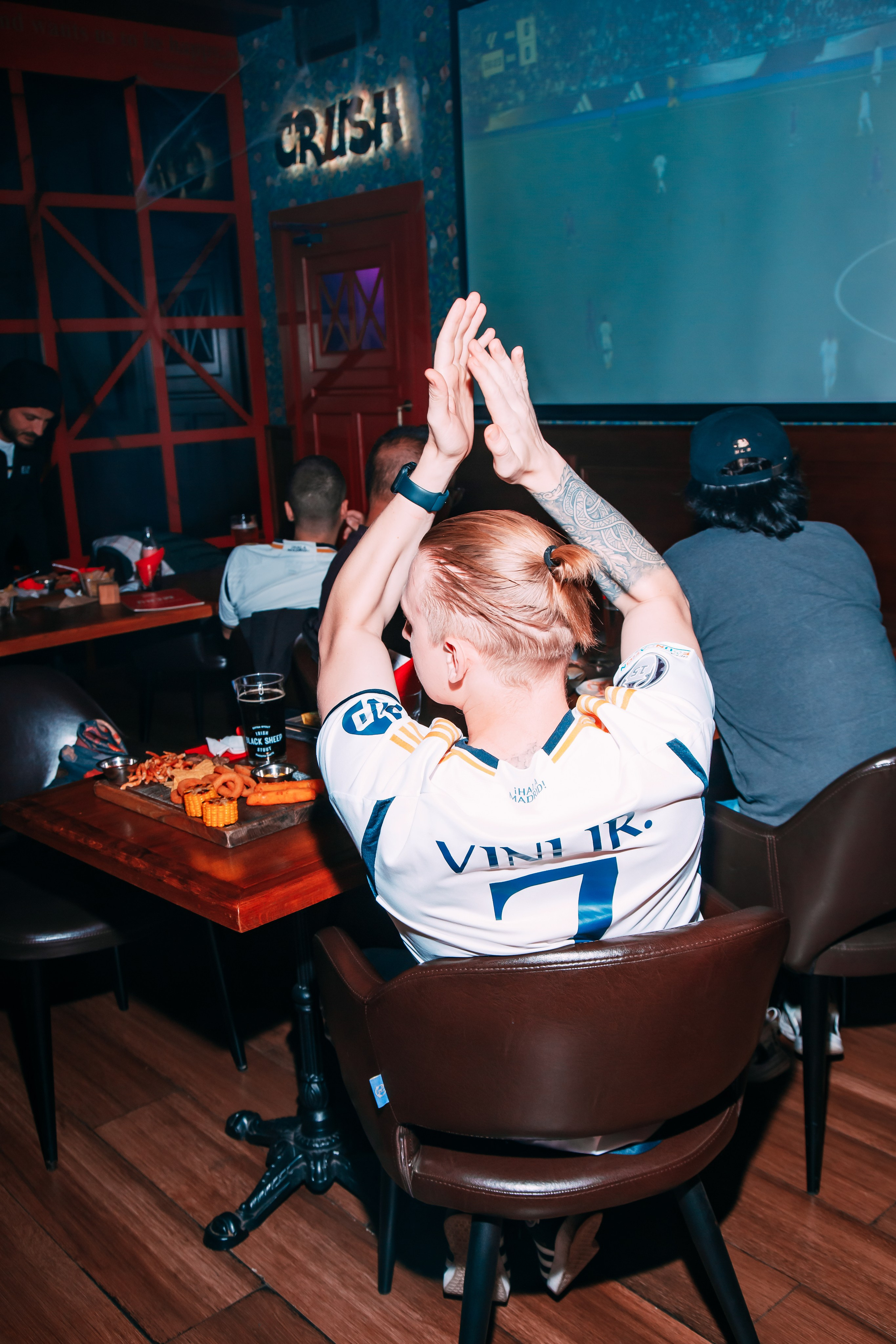 Футбольный клуб Fondo Ruso. Семейный, личный фотограф и видеограф в Москве Бакхаус Артем