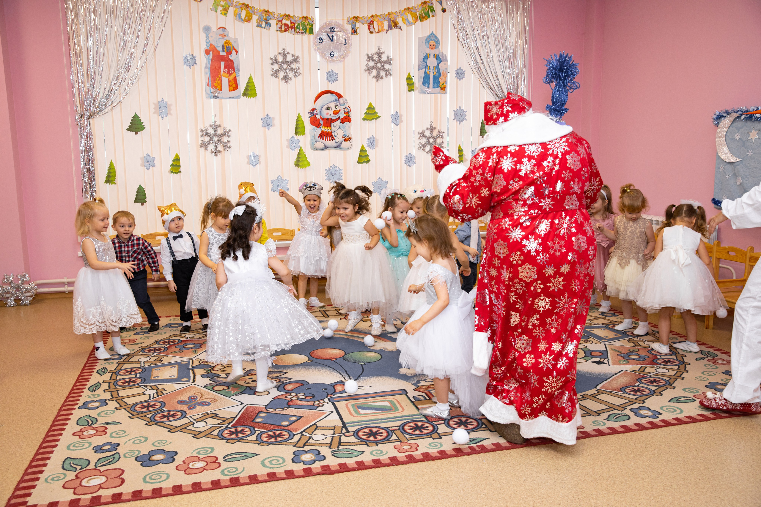 Новогодний утренник Полисадик. Фотограф в Железнодорожном и Балашихе