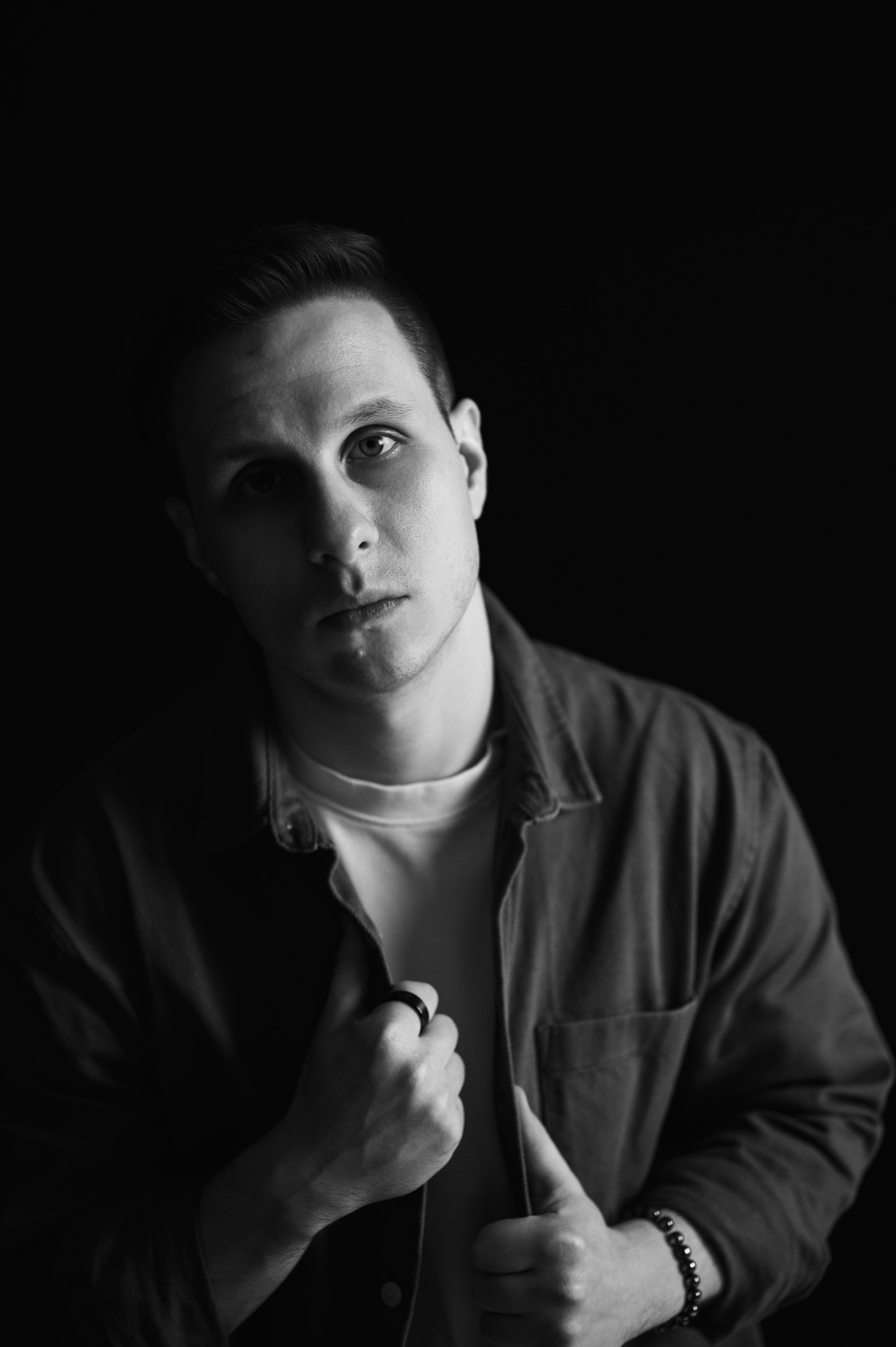 КОНТРАСТНЫЙ ПОРТРЕТ. Фотограф в Белграде Чугреева Елена