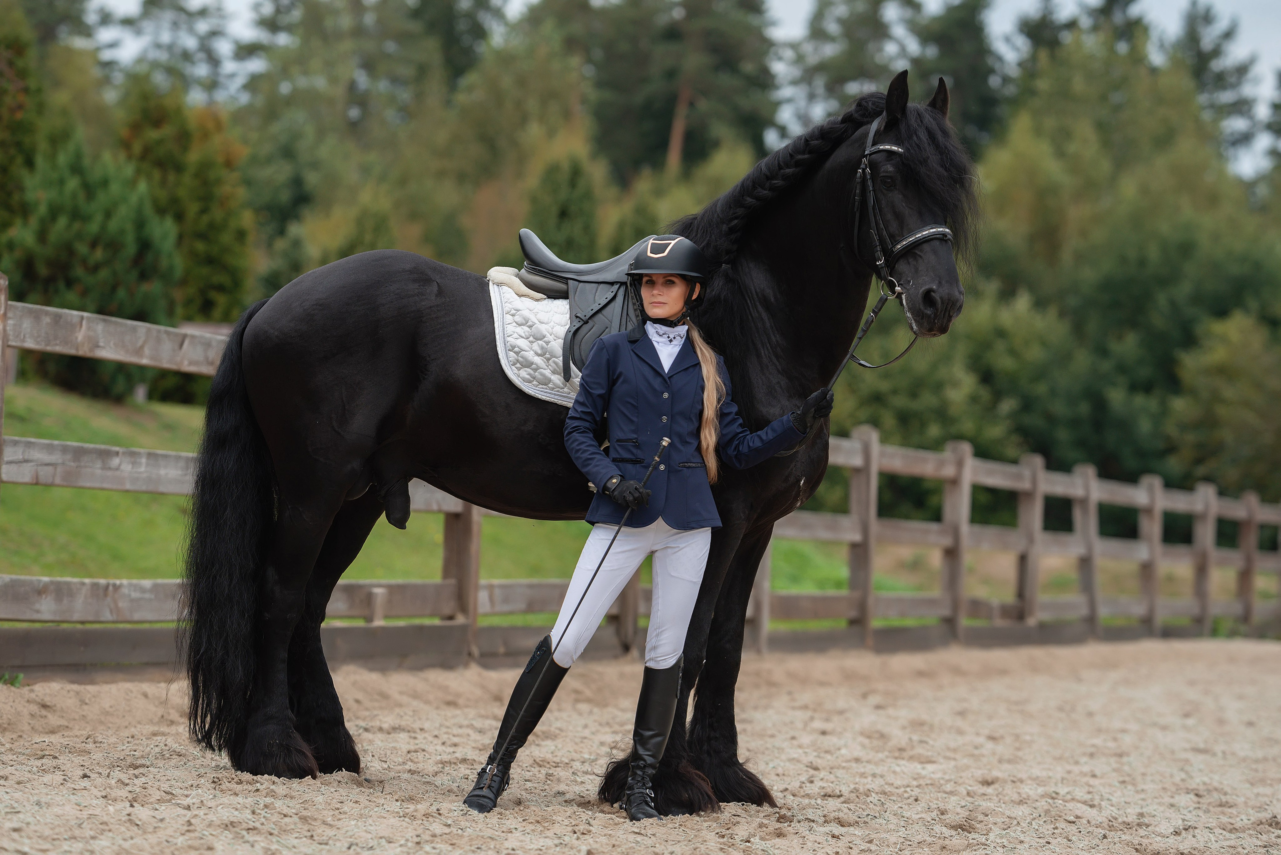 Съемки с лошадьми в стиле «Sport look». Фотограф Вероника Ранцева, фотосессии с лошадьми в Минске и Могилеве