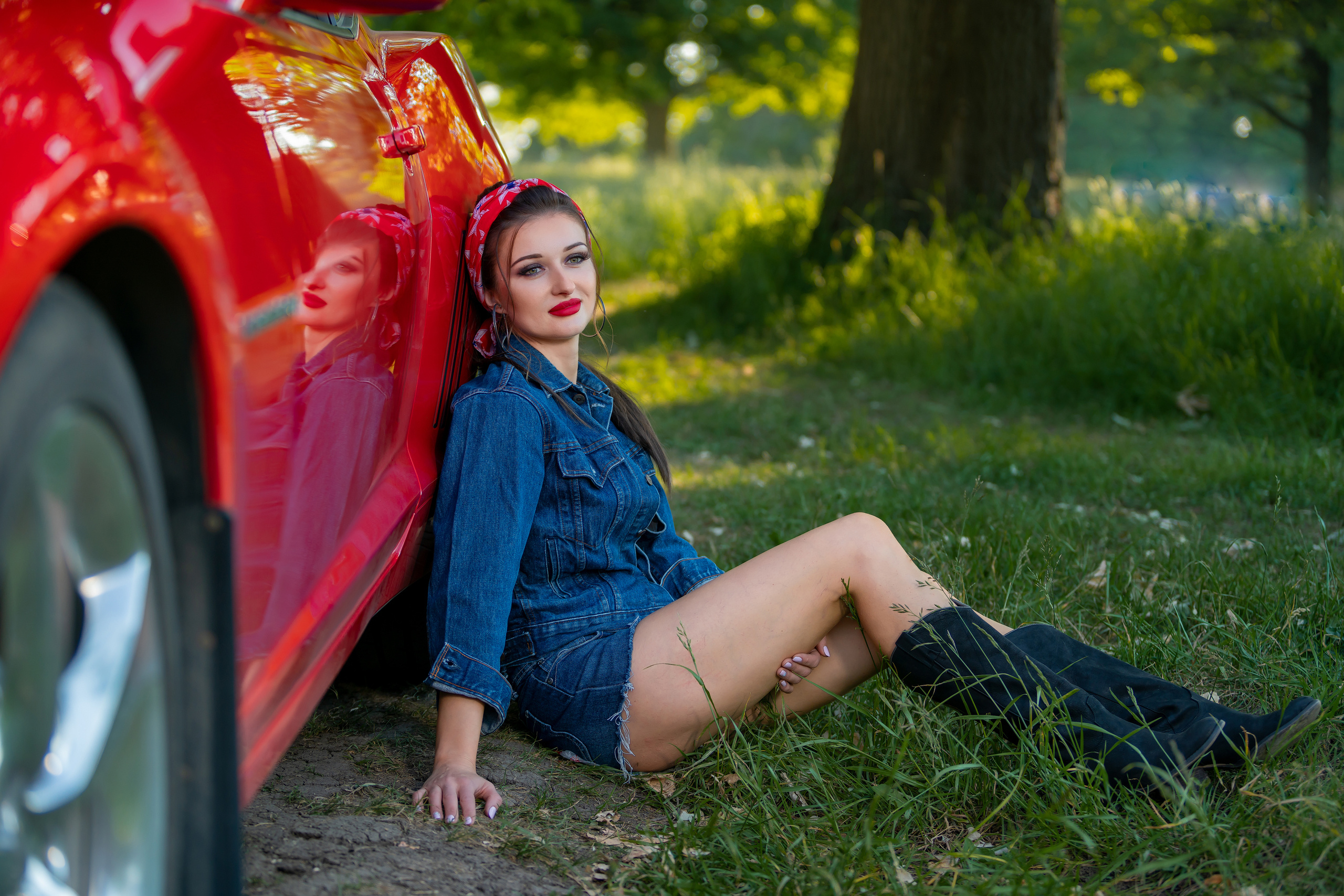 Девушки и авто. Фотограф Павел Шрайбикус