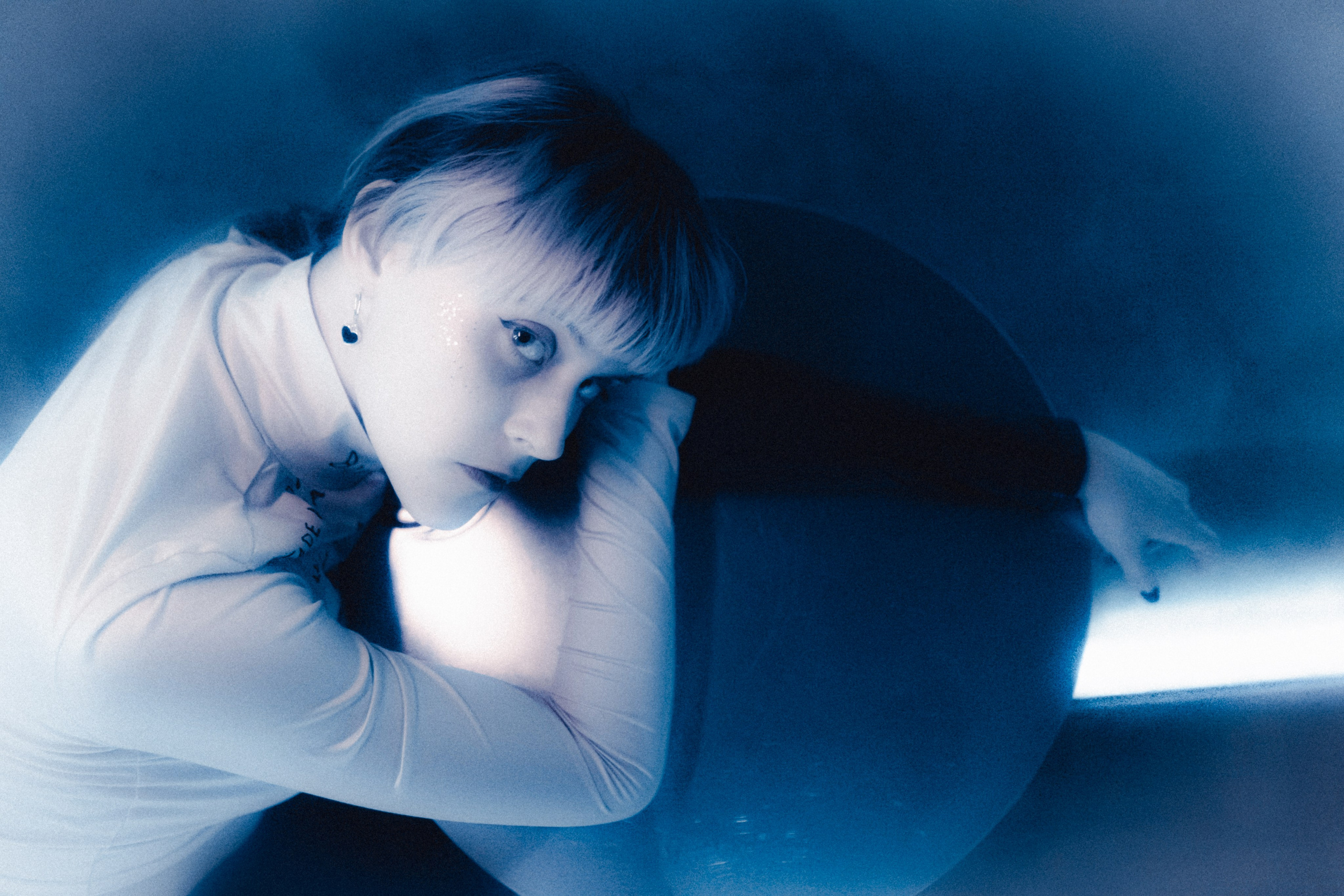 Юля | Blue glow. DENY DEW Фотограф Санкт-Петербург