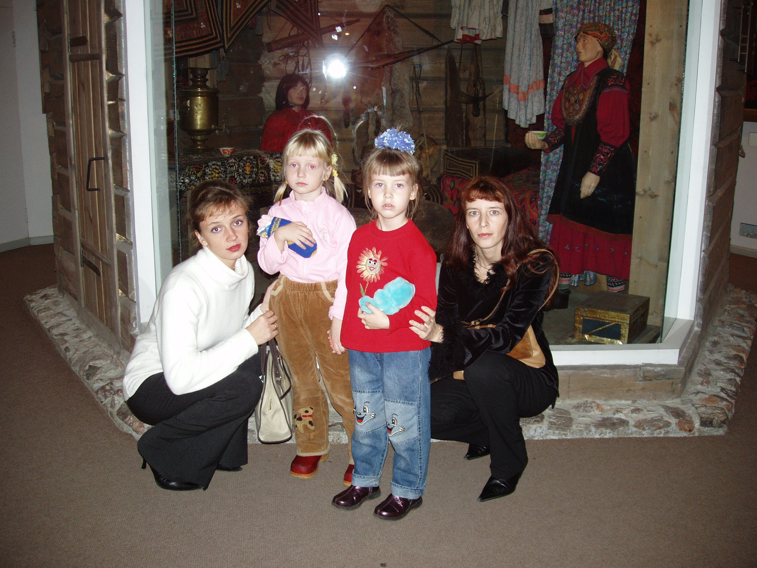 Краеведческий музей 31.10.2004. Семейный, Свадебный фотограф СПБ Питер— Романова Екатерина