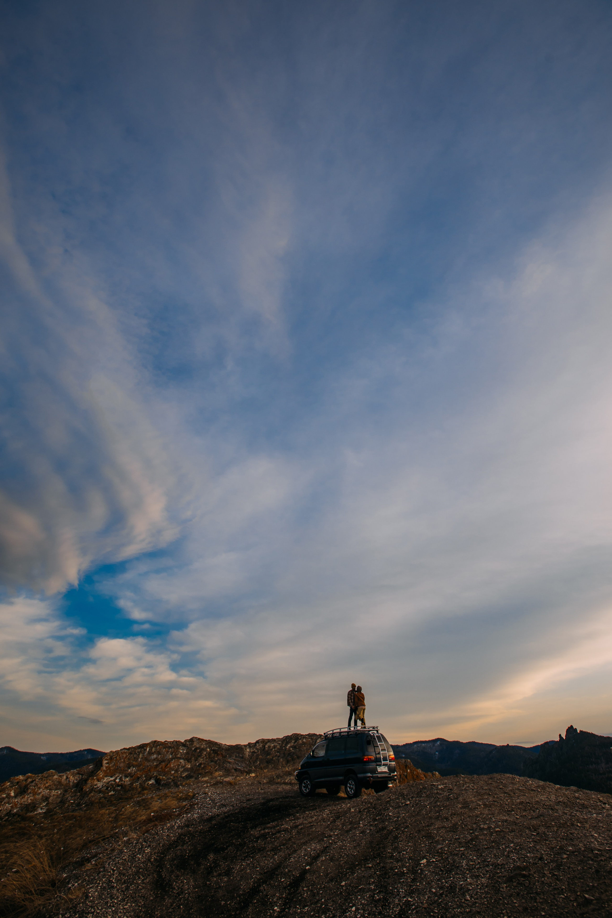 А хотите классную съемку со своей тачкой? и не важно, сколько ей лет и какая у нее модель. Фотографы Харины Иван и Светлана Красноярск