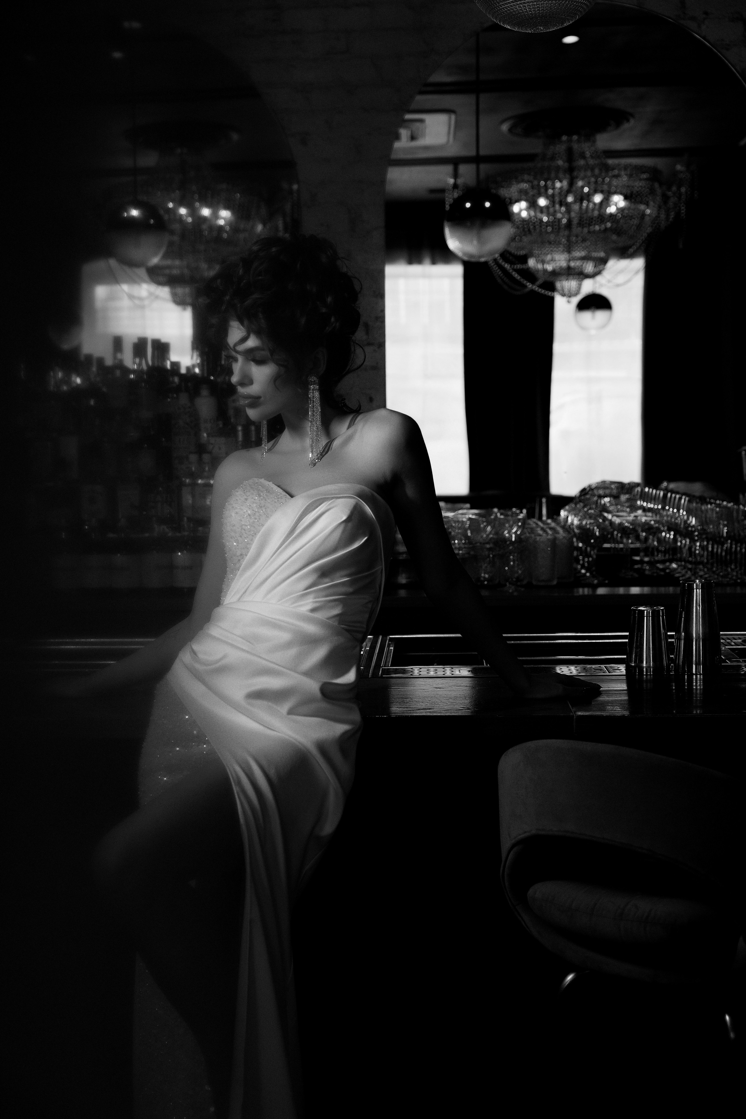 Свадебная серия в баре. Свадебный и семейный фотограф  во Владивостоке Ольга Украинец