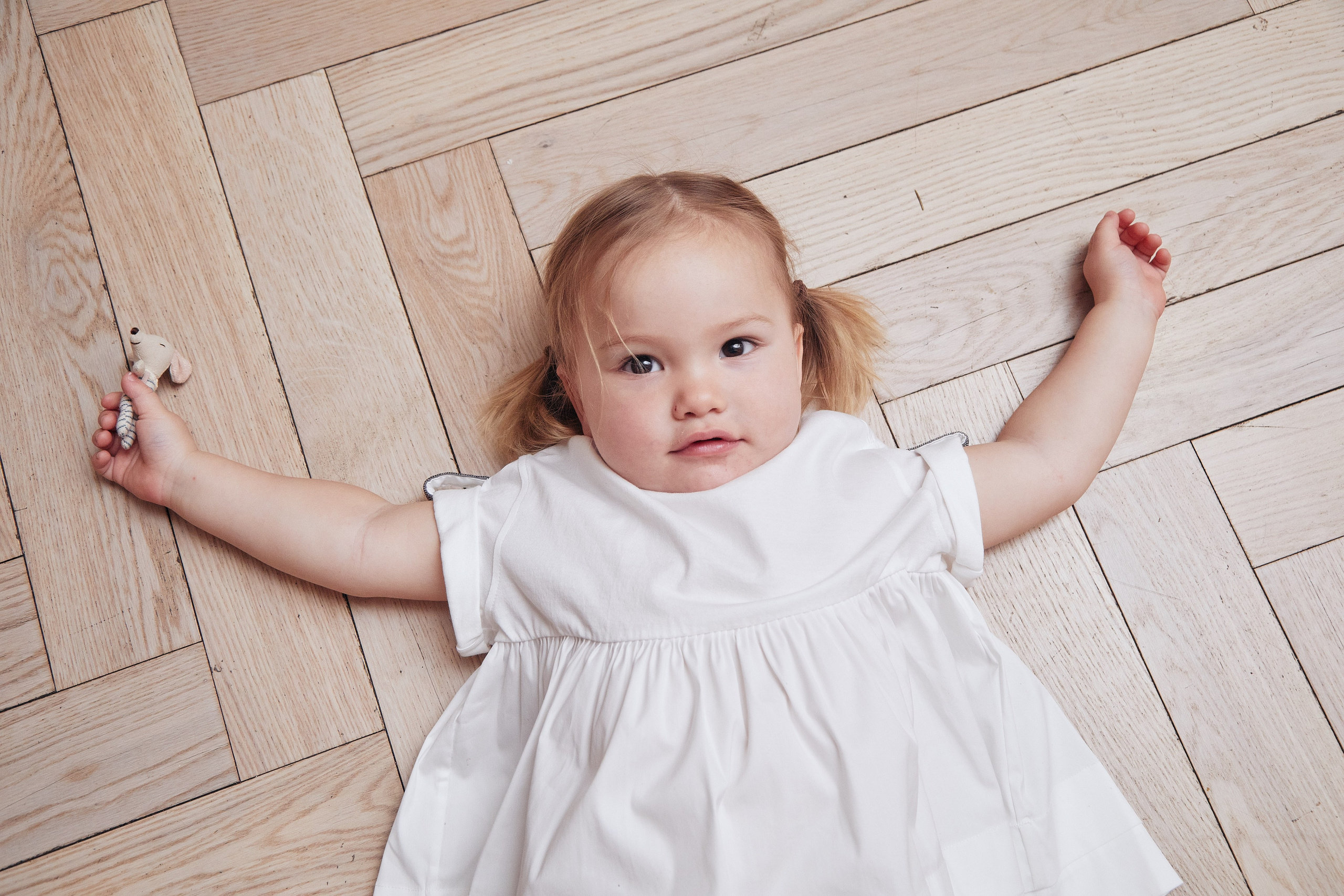 Катя — 2 года. Репортажный фотограф в Москве Константин Дерягин