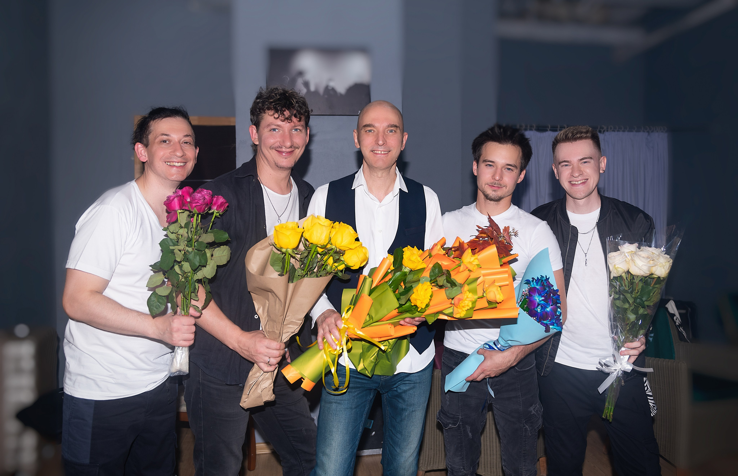 А.Державин — Magnus-Locus (съемка направлена была на поиск афиши)