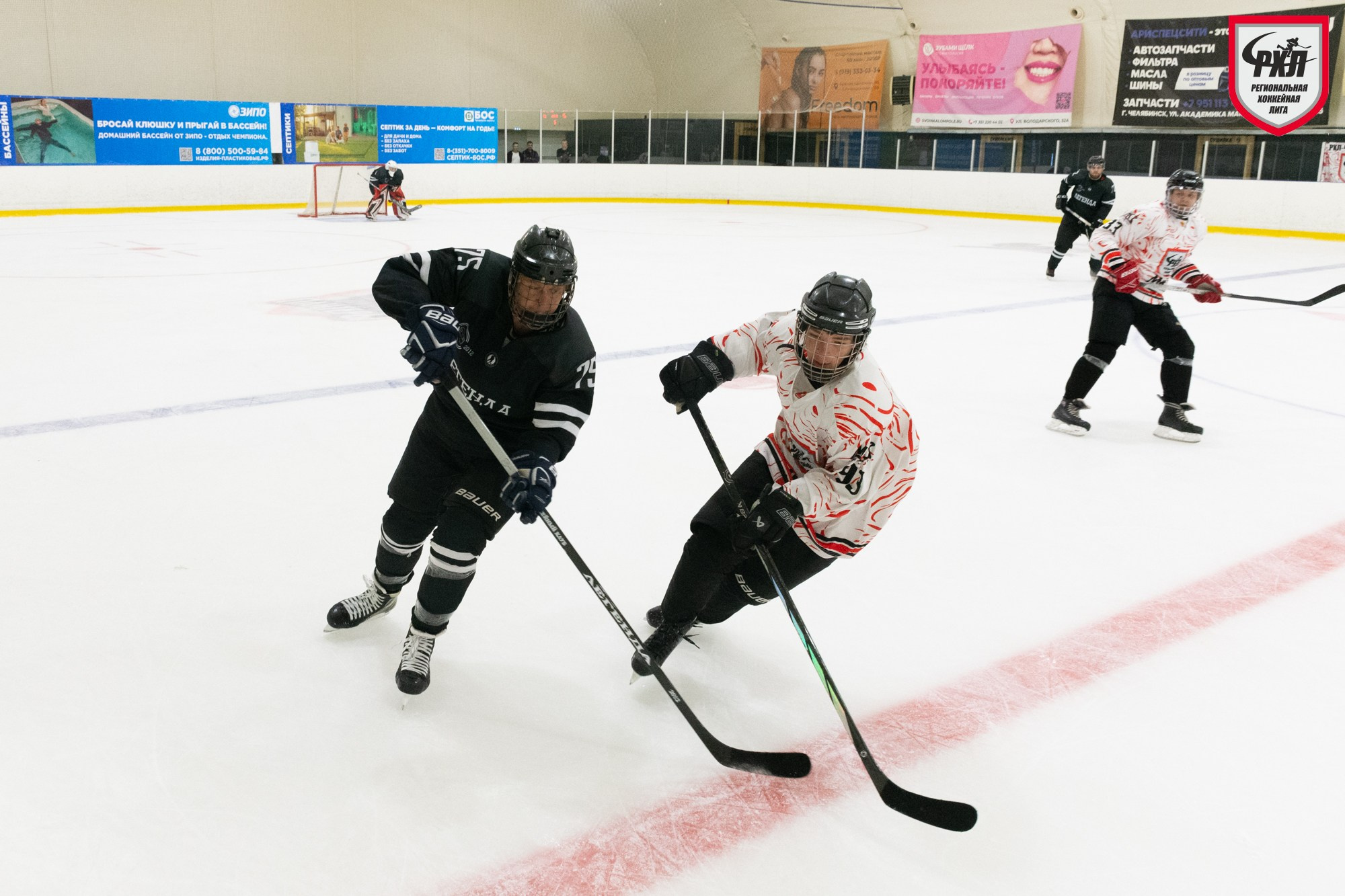 Хоккей. Фотограф Максим Буряк