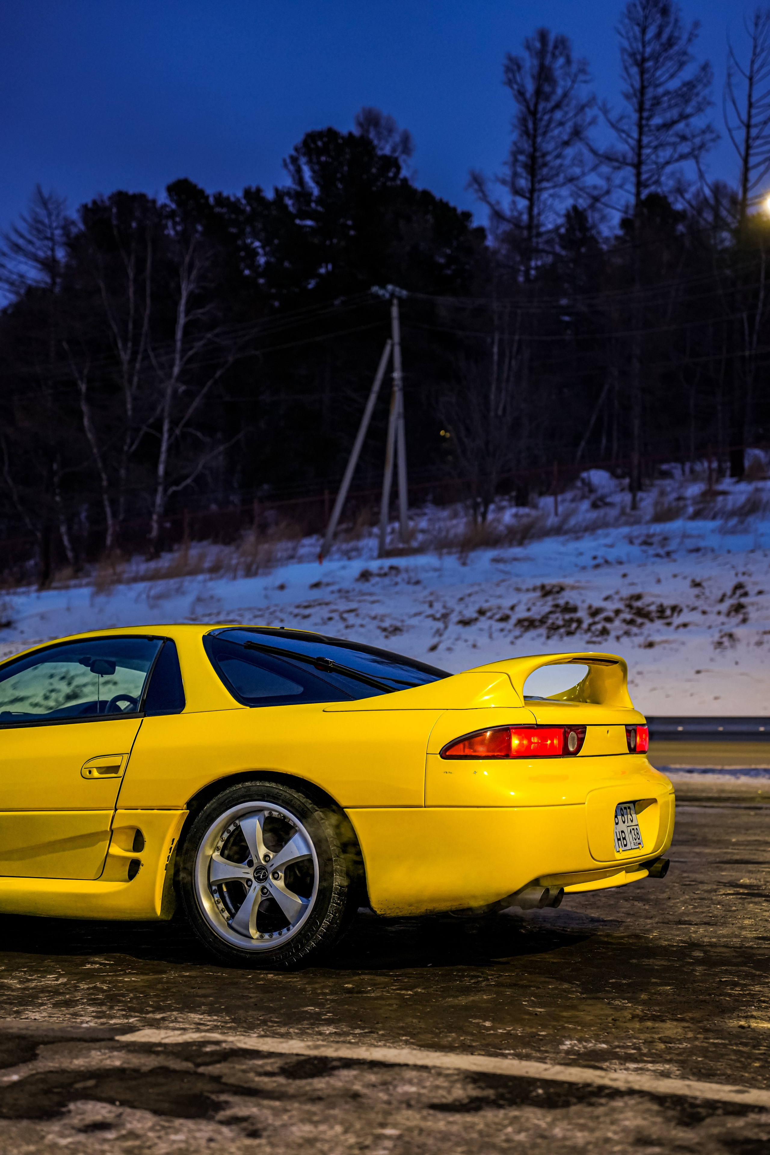 Mitsubishi GTO 25'. Фотограф, видеограф и пилот дрона на Байкале