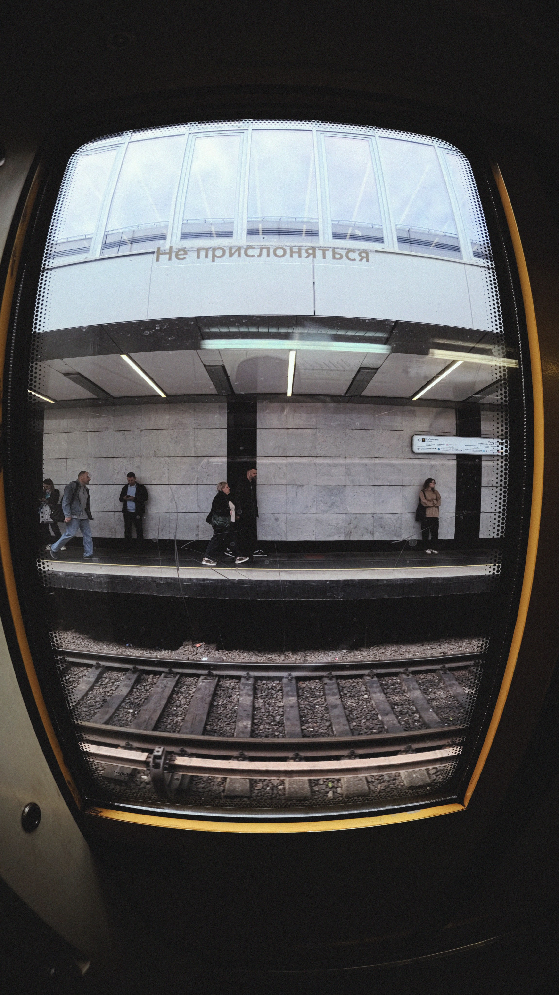STREET TEST CODE: 002 / Ace Pro II Leica. Street Photographer