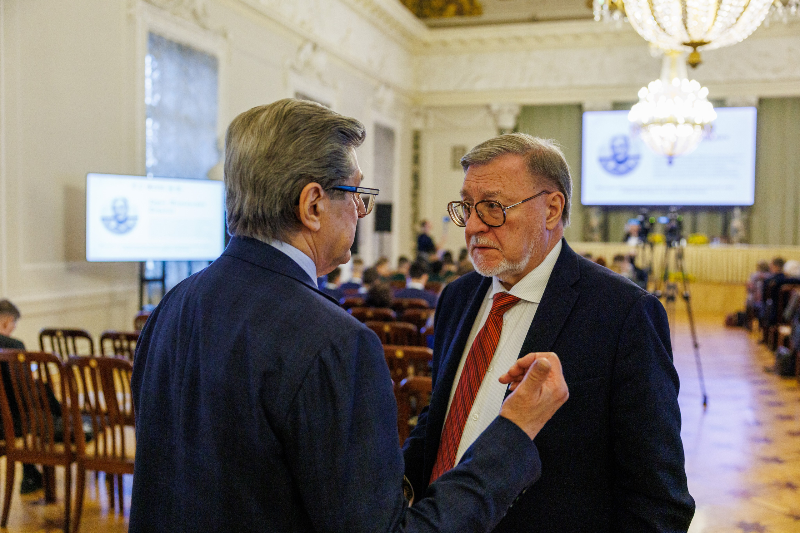 IV Санкт-Петербургский международный исторический форум. Репортажный фотограф Санкт-Петербург | Роман Карбышев