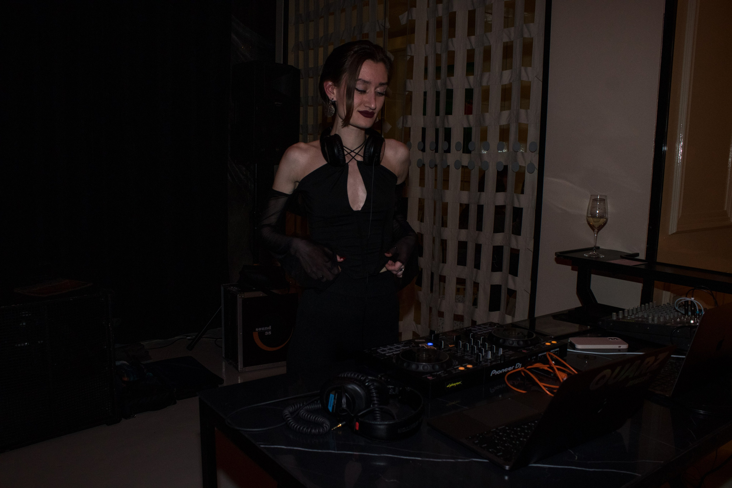 QUARZ x Nosika delo. Boringowl | Коммерческий фотограф в Иркутске Раиса Ботороева