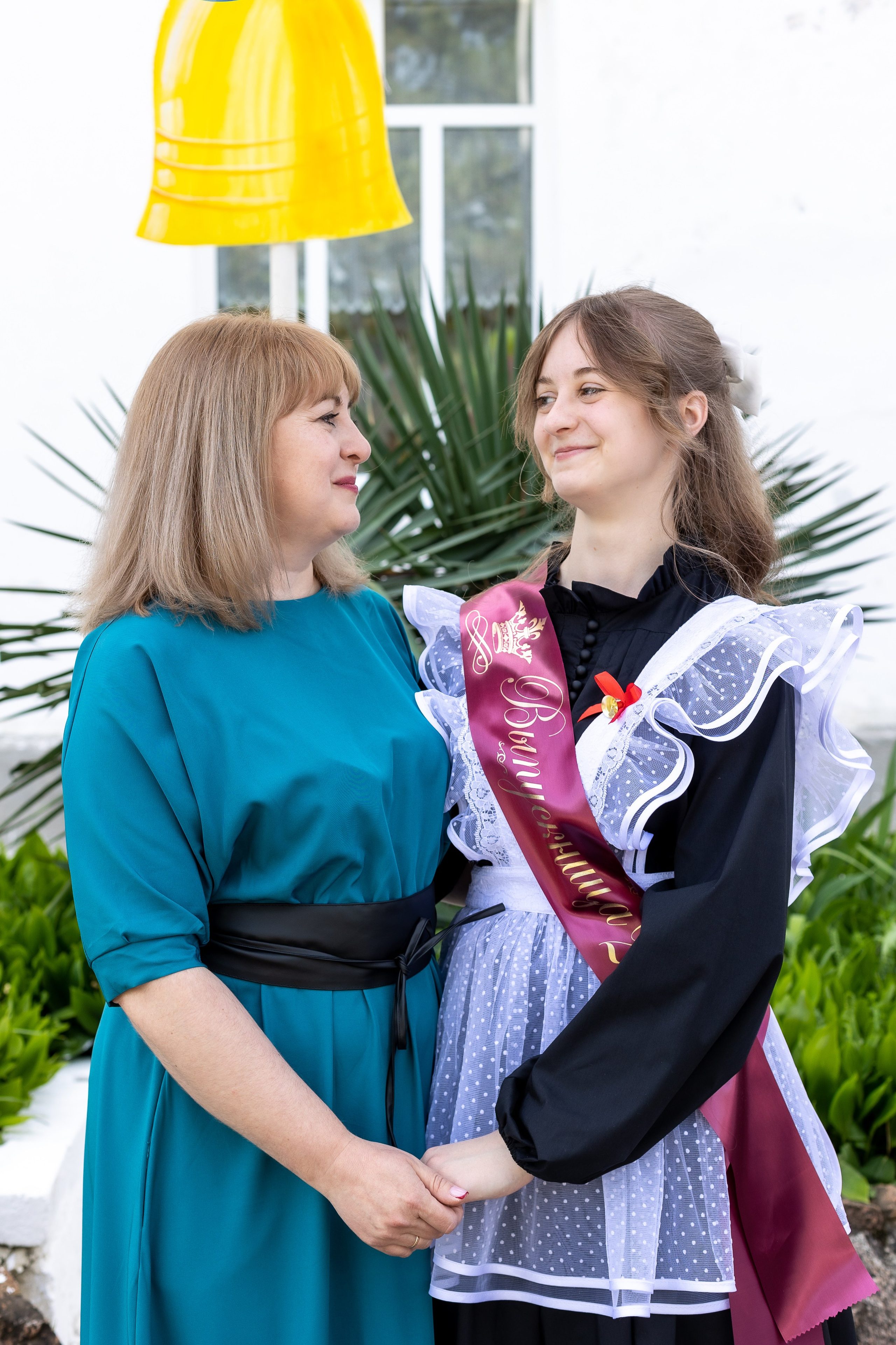 Последний звонок. Выпускные альбомы Майкоп, Краснодар Елена Золотарева