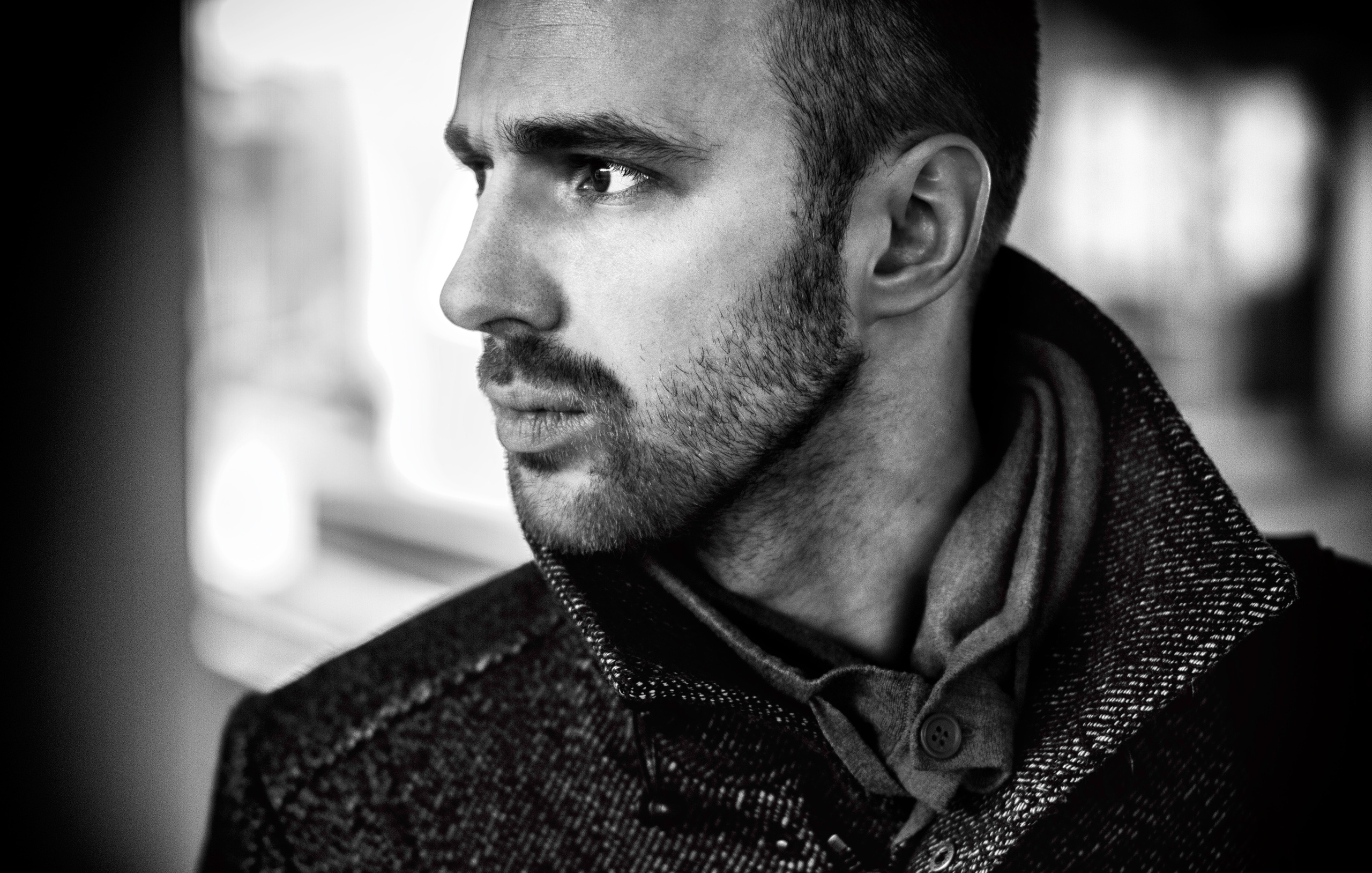 Portrait & Art. Commerce & art photographer